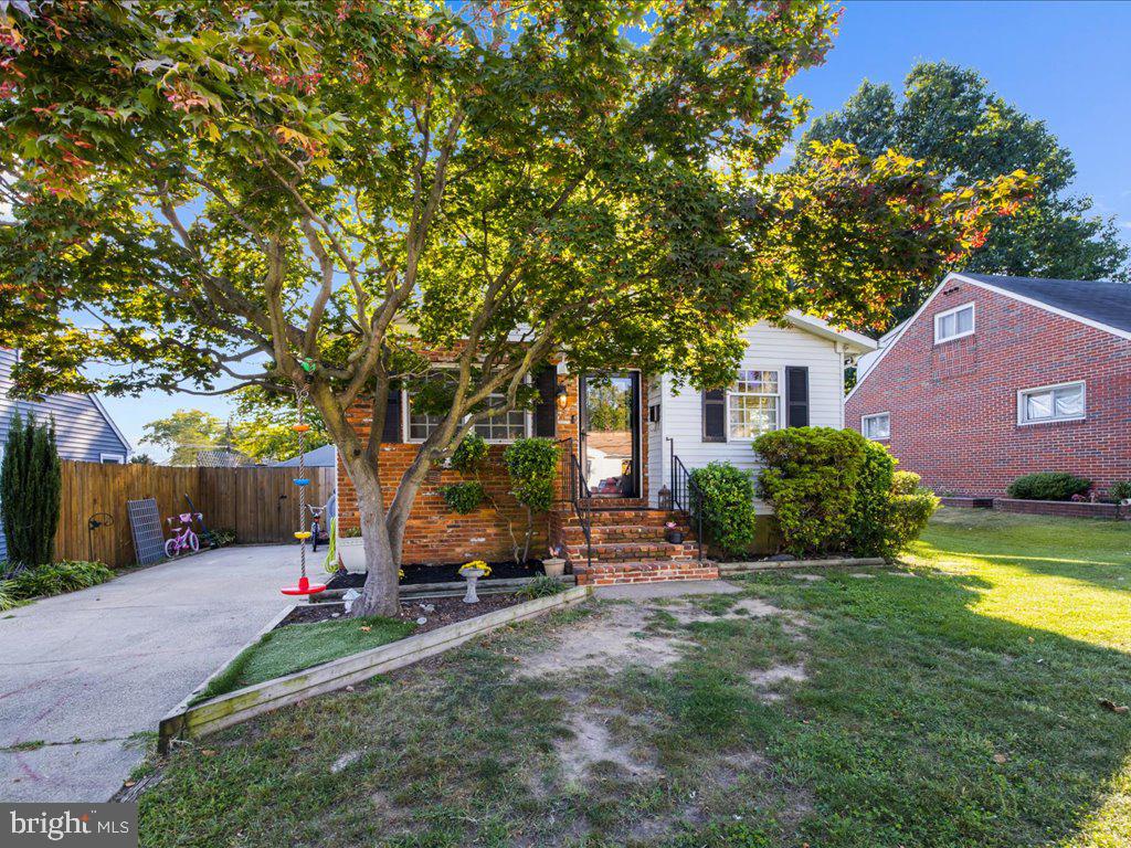 RIVIERA BEACH - Residential