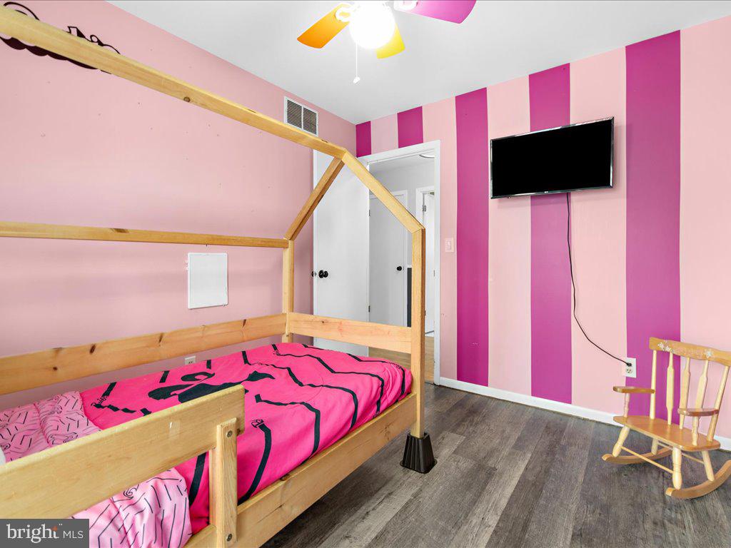 RIVIERA BEACH - Residential