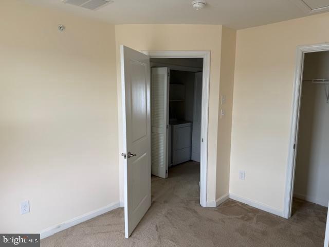 WASHINGTON SQUARE - Residential Lease