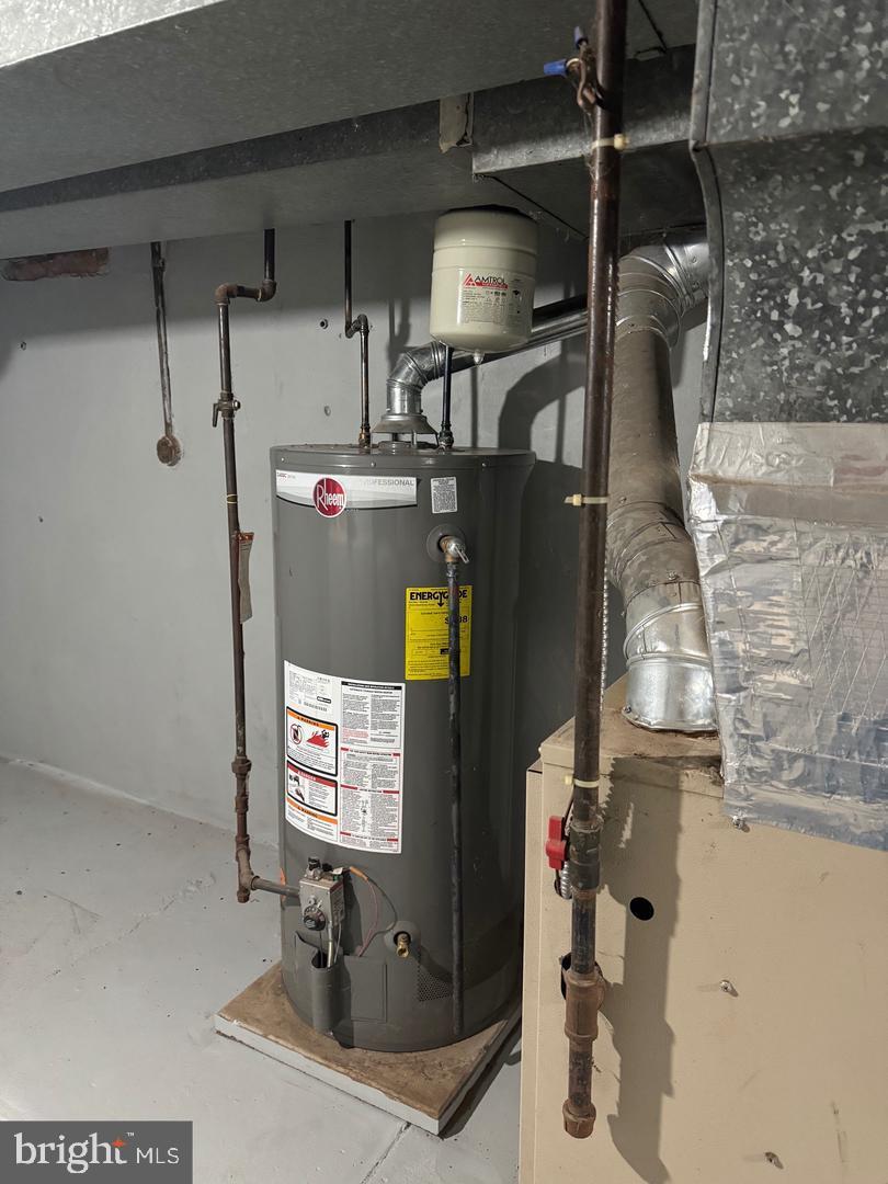 NORTHEAST READING - Residential Lease