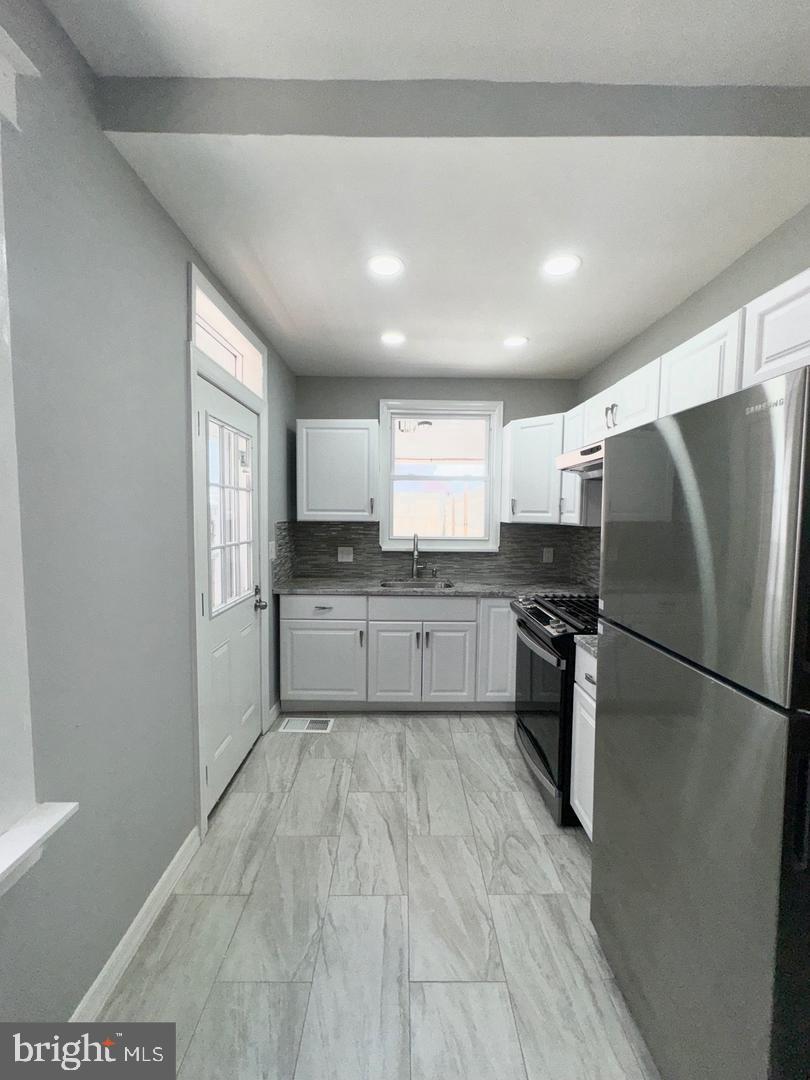 NORTHEAST READING - Residential Lease