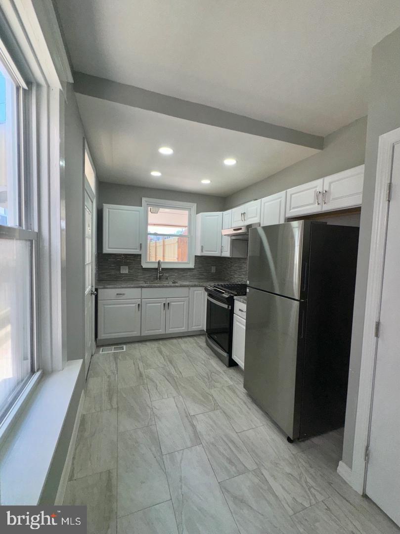 NORTHEAST READING - Residential Lease