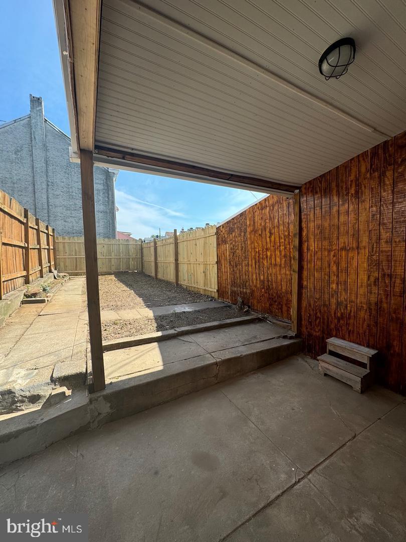 NORTHEAST READING - Residential Lease