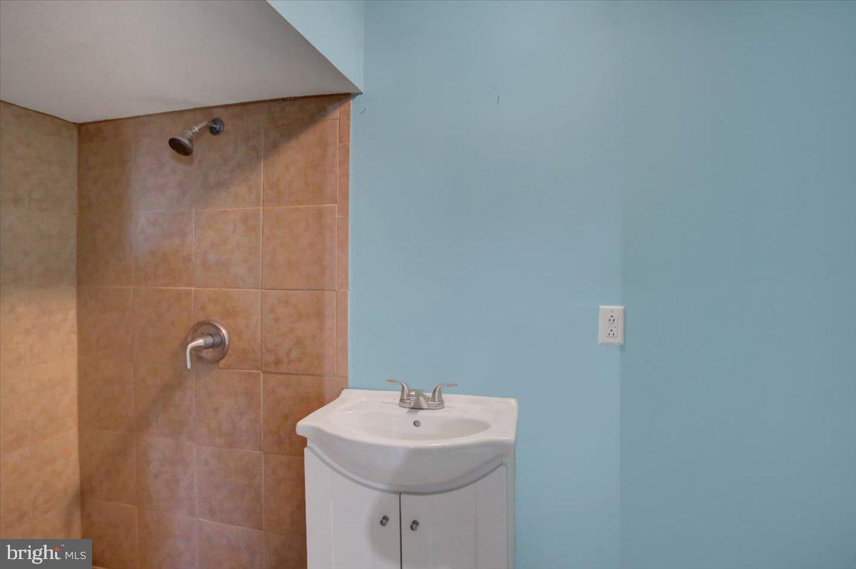 DUBLIN TOWNSHIP - Residential