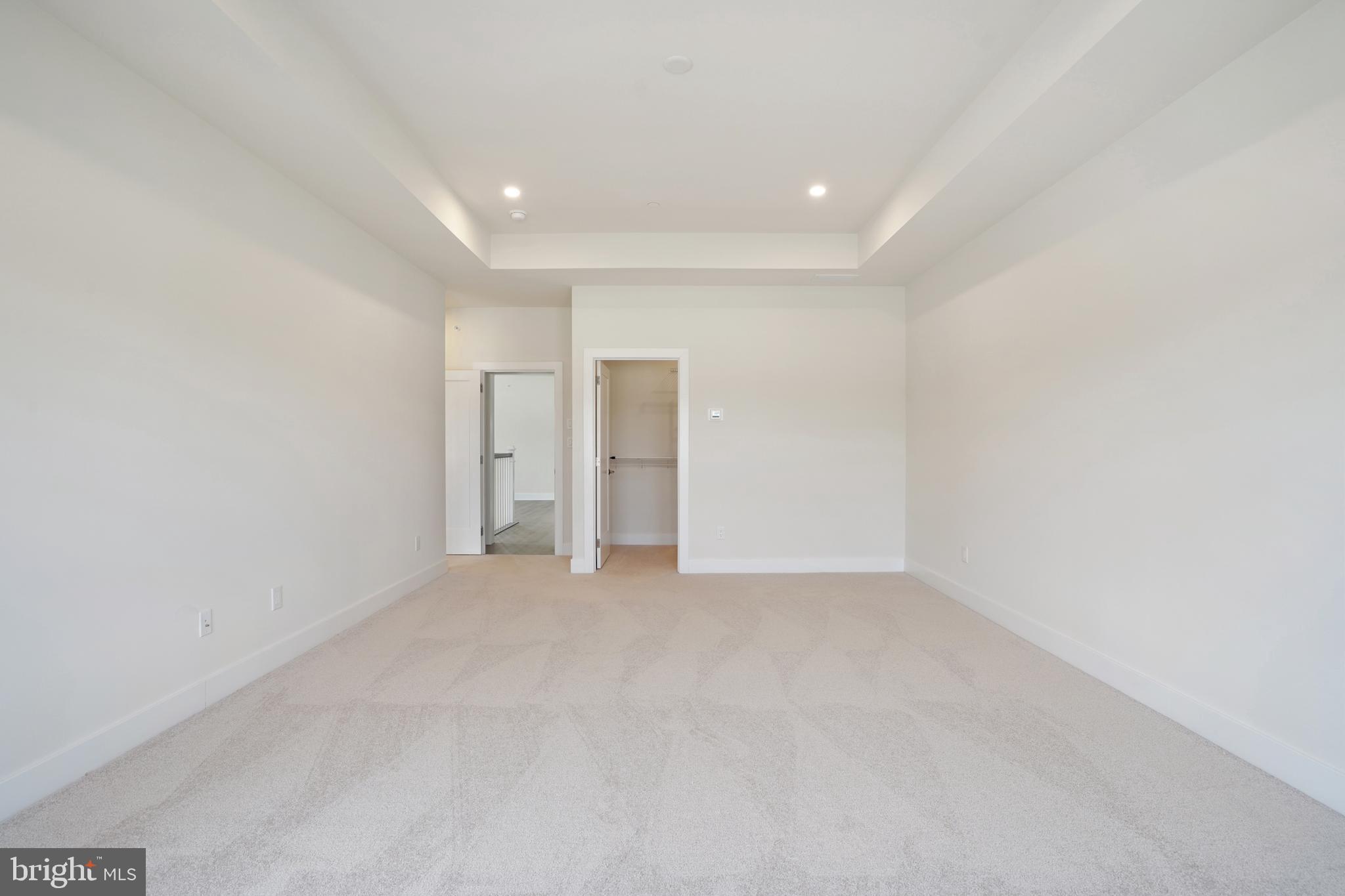 BARCLAY HILL - Residential