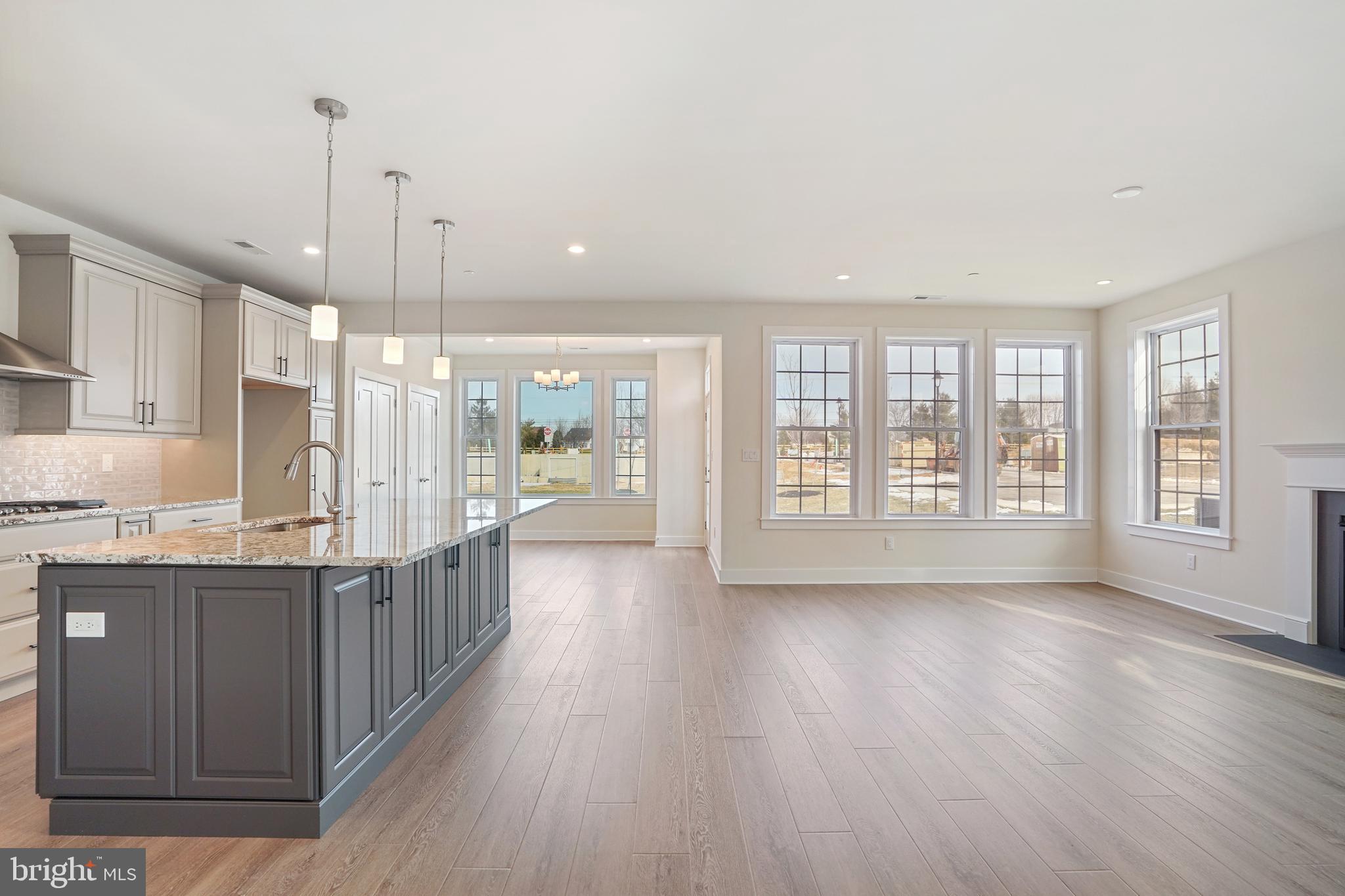 BARCLAY HILL - Residential