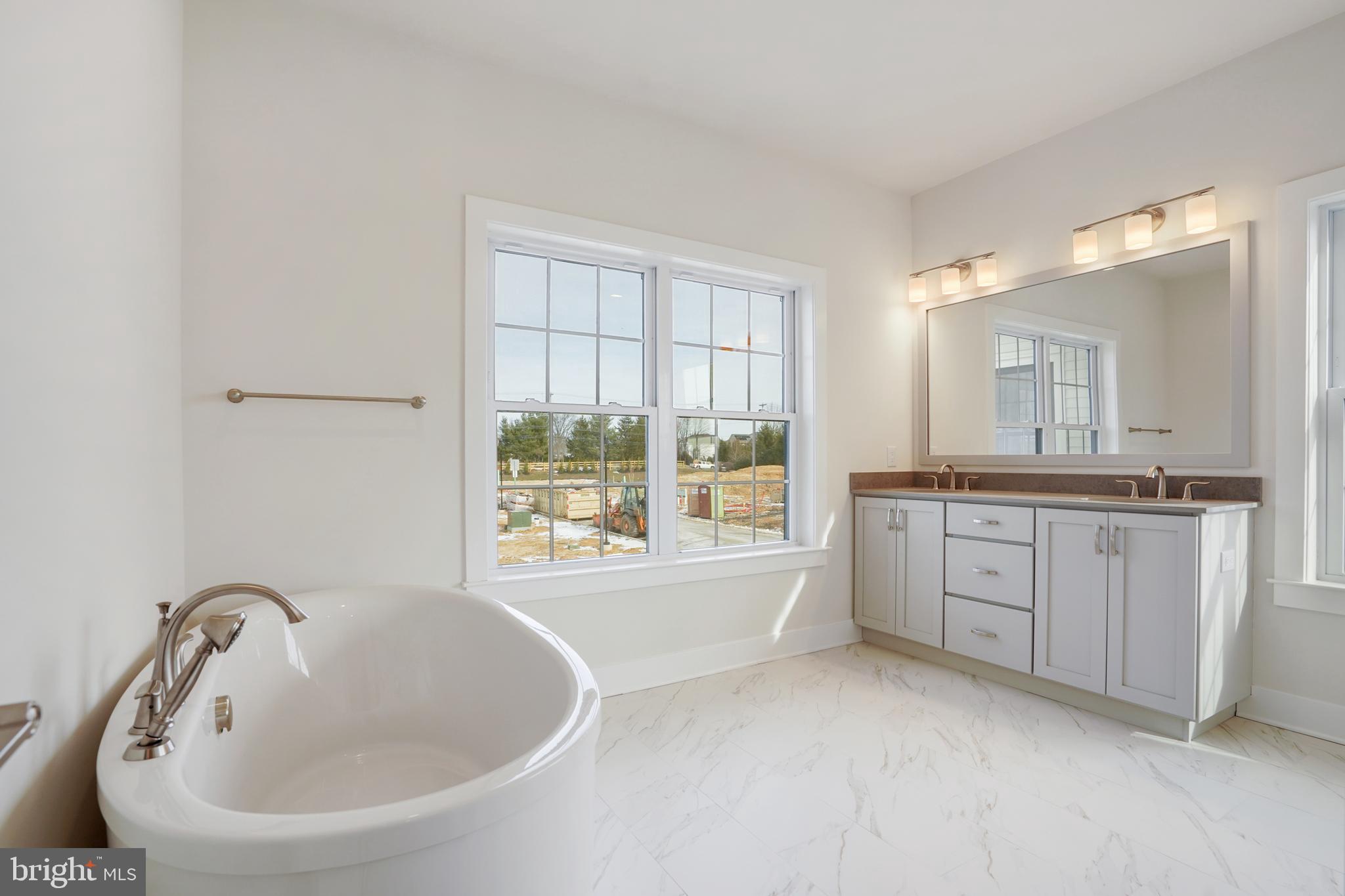 BARCLAY HILL - Residential