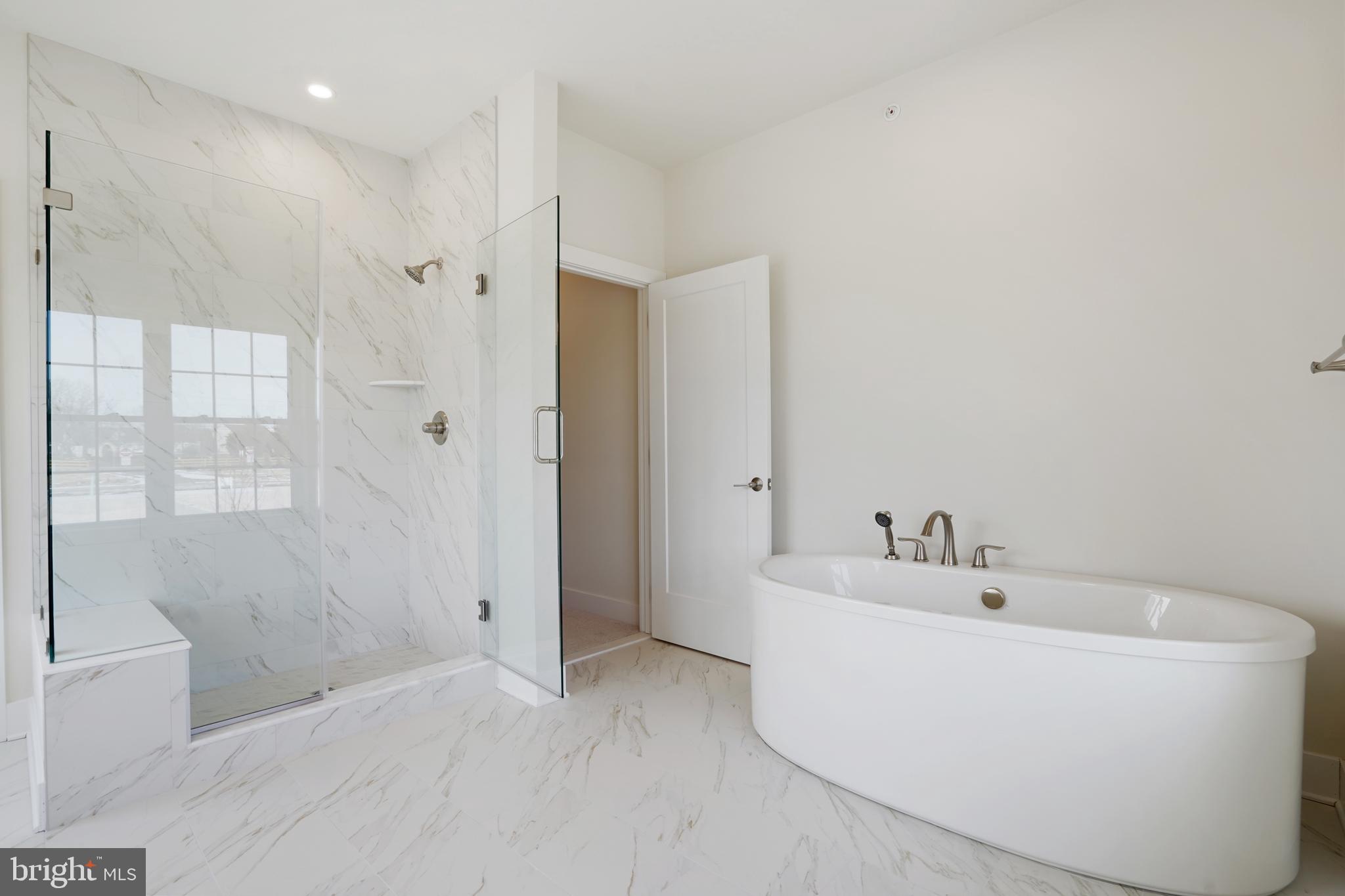 BARCLAY HILL - Residential