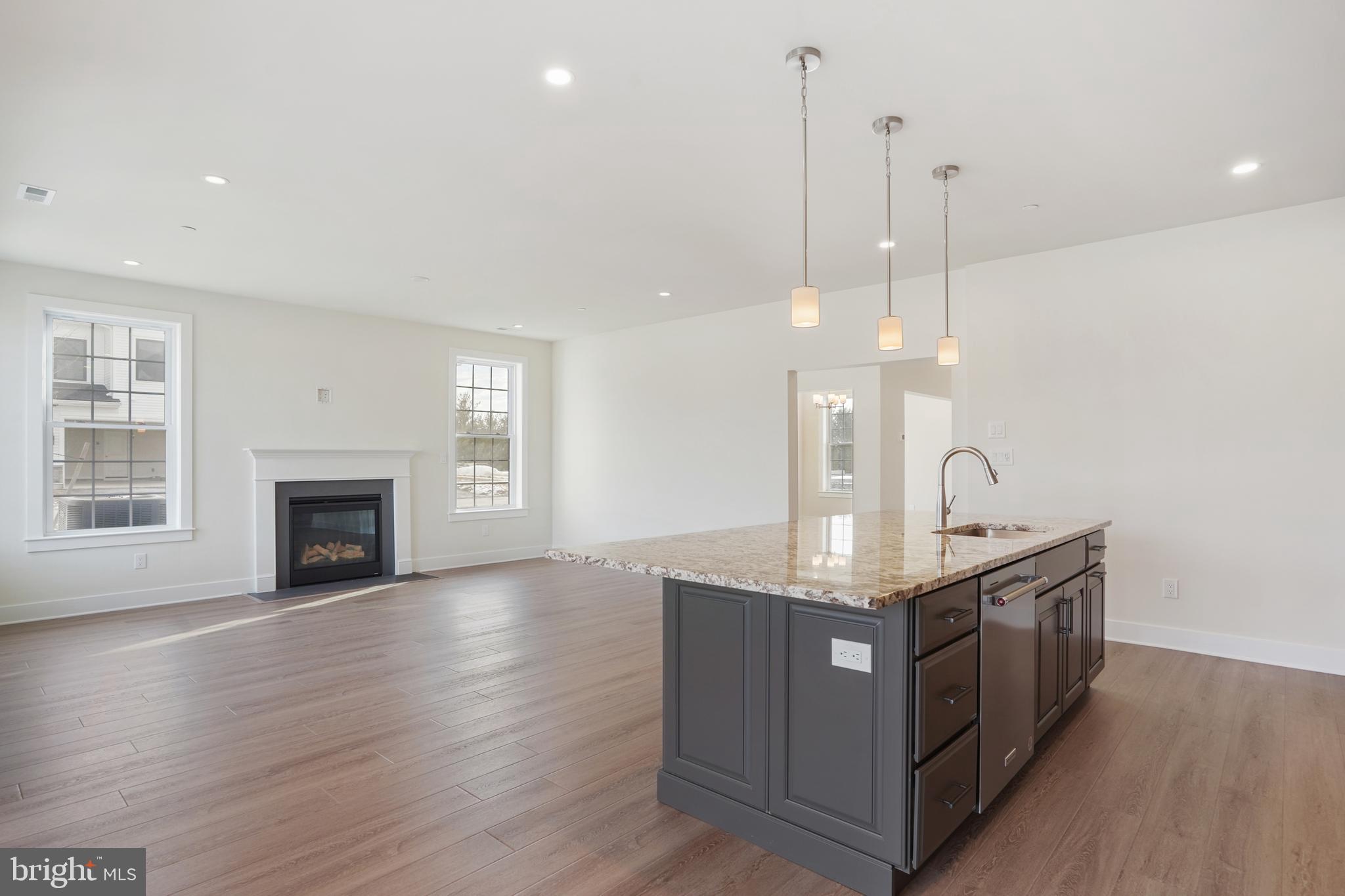 BARCLAY HILL - Residential