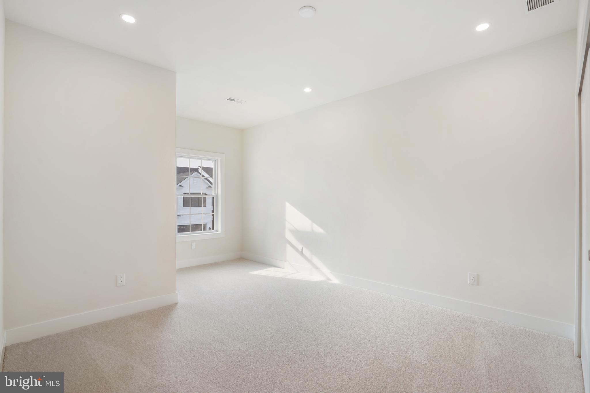 BARCLAY HILL - Residential