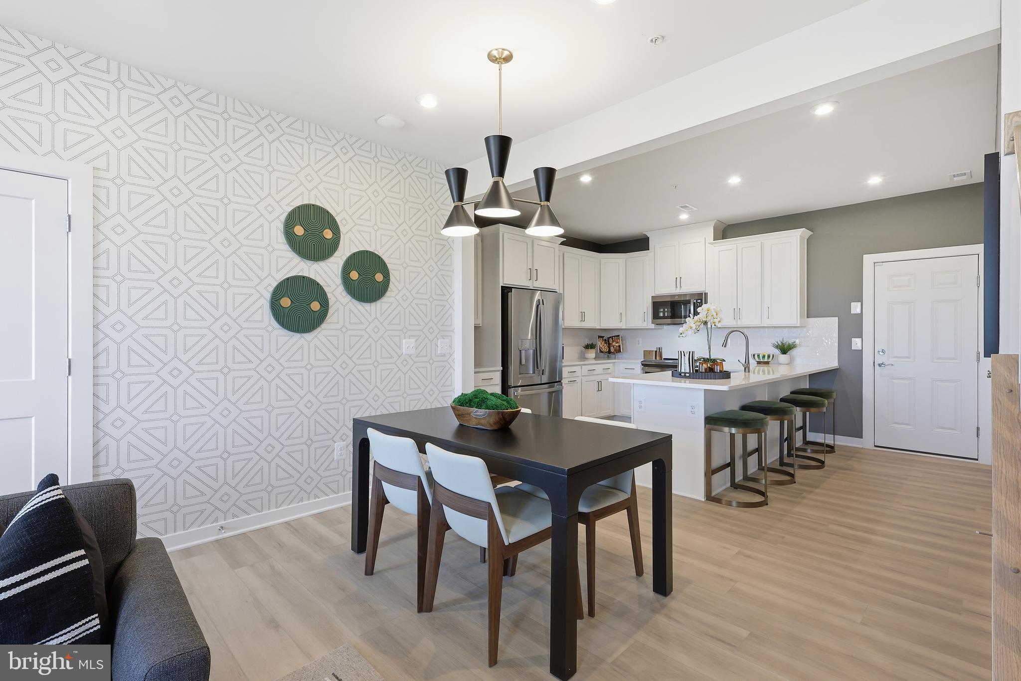 POTOMAC SHORES - Residential