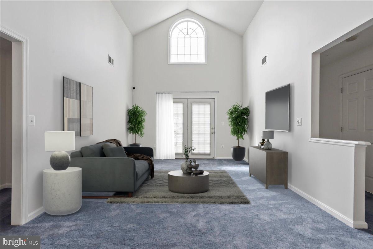 WINIFRED MANOR - Residential