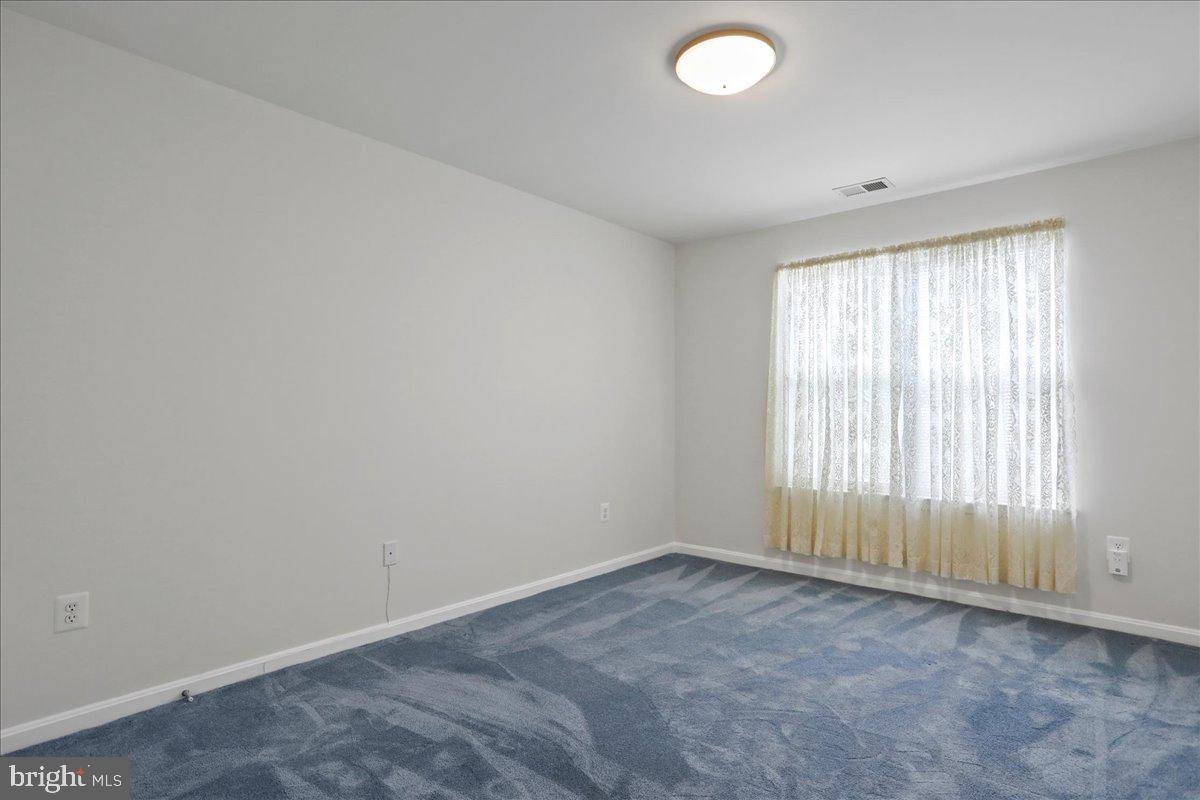 WINIFRED MANOR - Residential