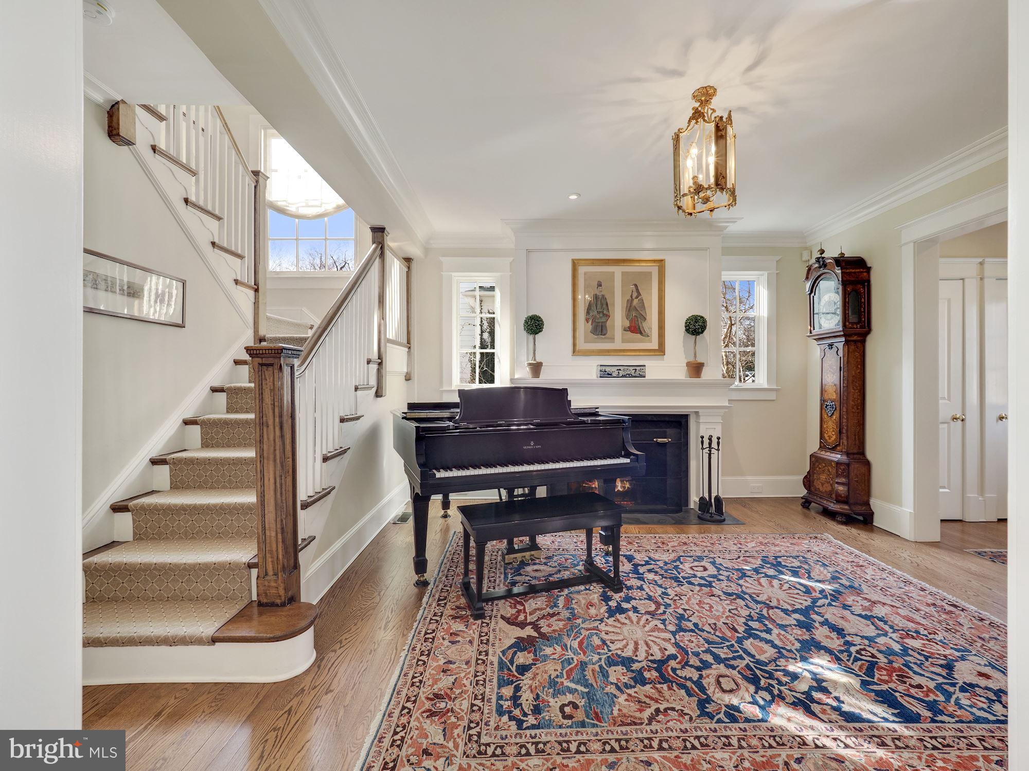 CHEVY CHASE - Residential