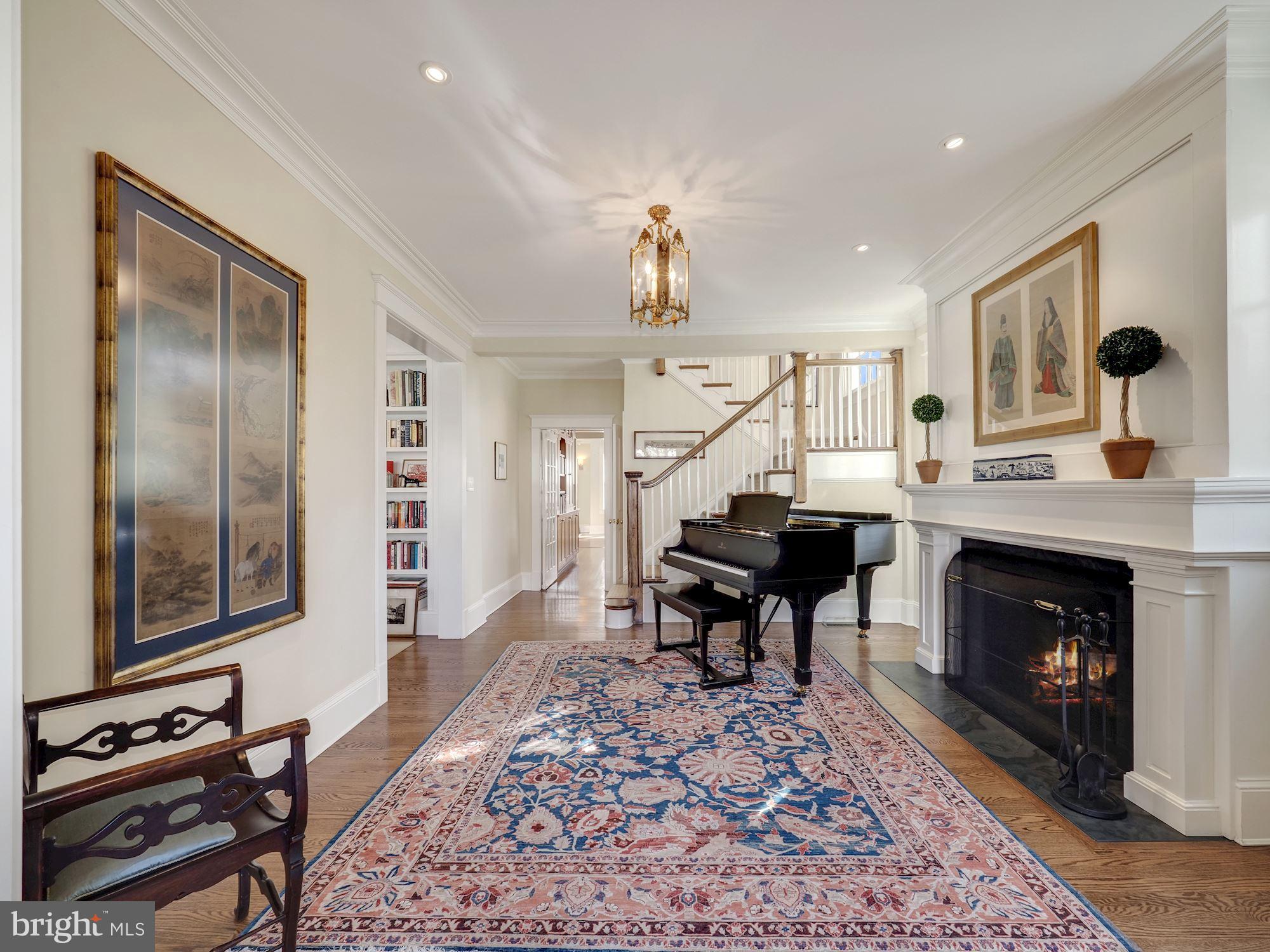 CHEVY CHASE - Residential