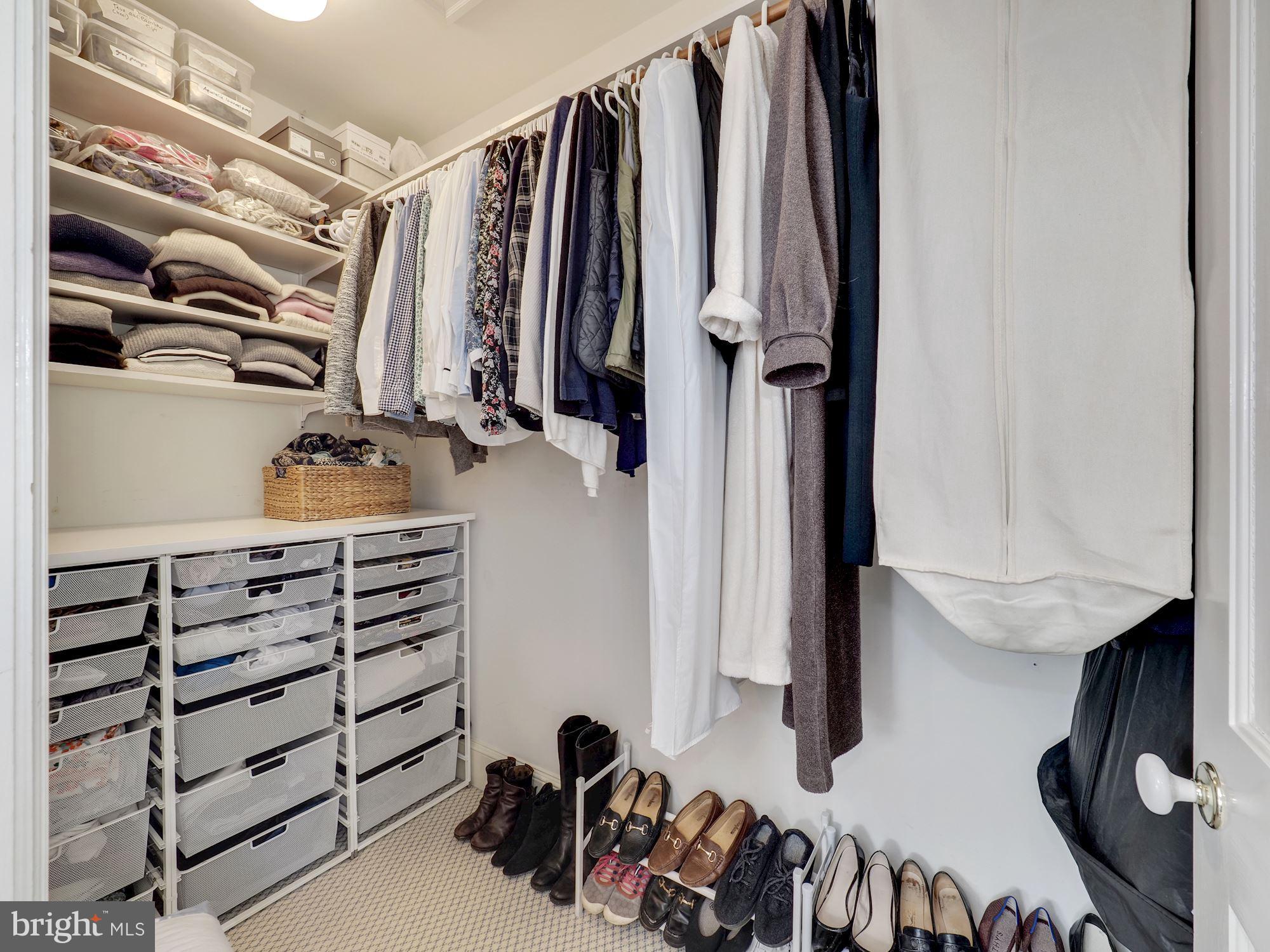 CHEVY CHASE - Residential