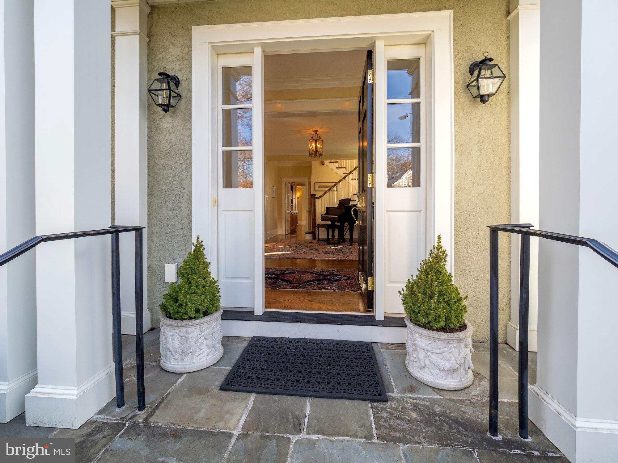 CHEVY CHASE - Residential