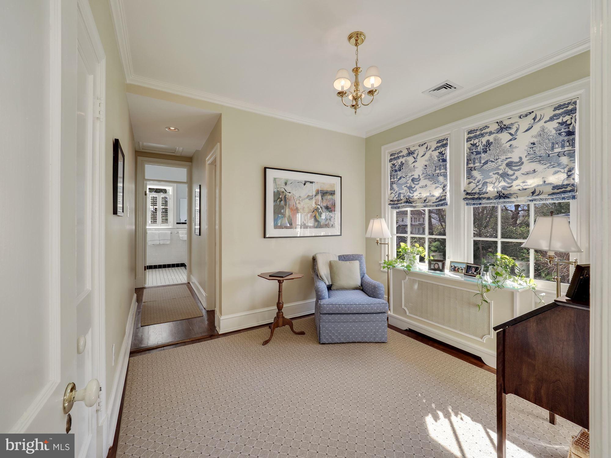 CHEVY CHASE - Residential