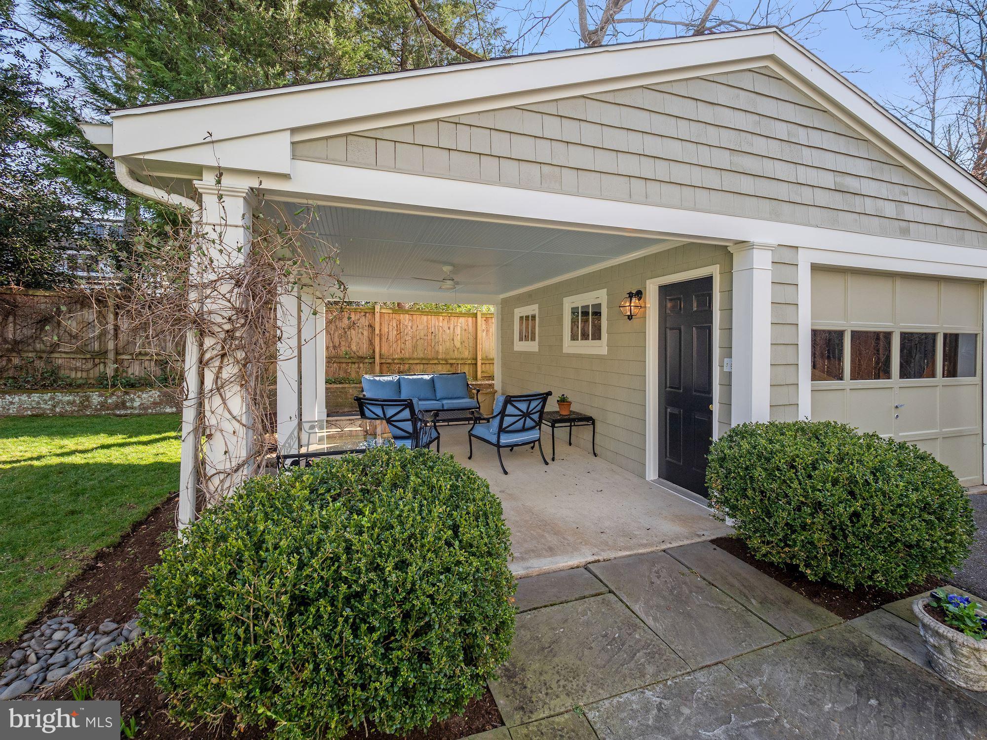 CHEVY CHASE - Residential