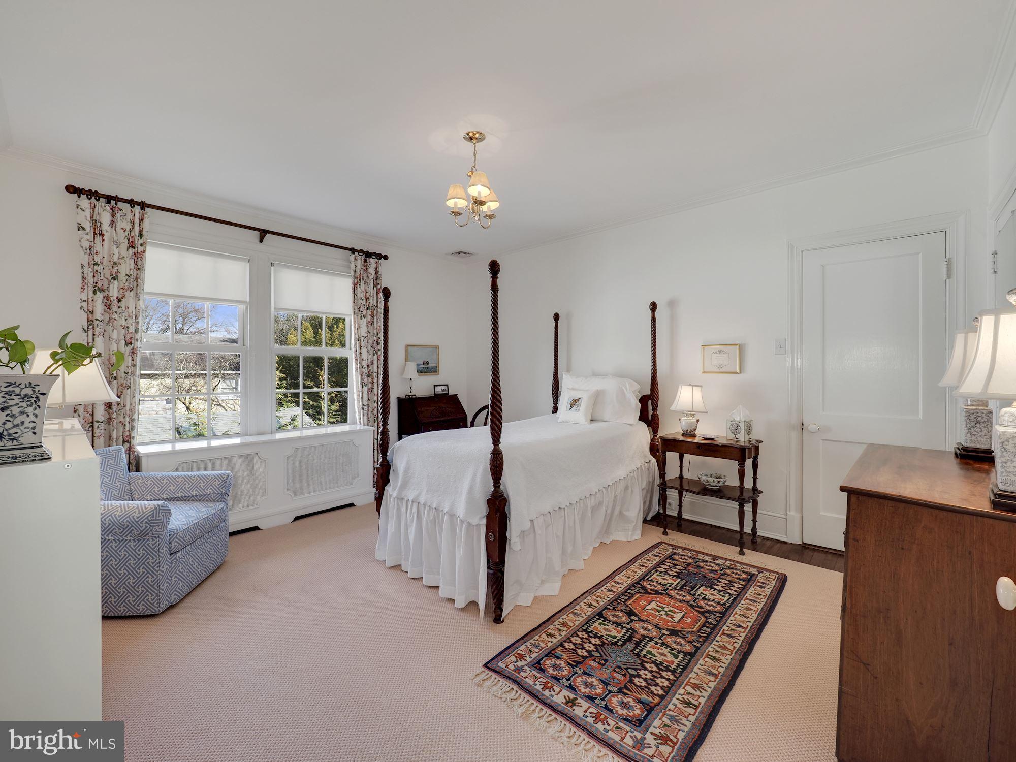 CHEVY CHASE - Residential