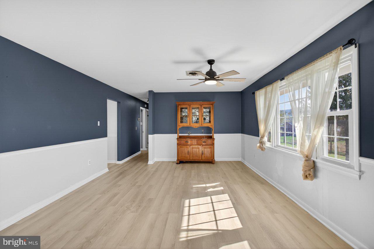 AVONDALE ACRES - Residential