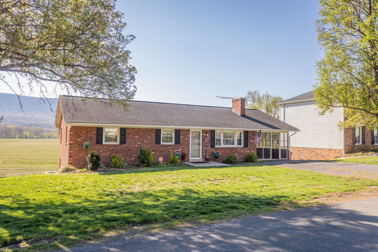 AVONDALE ACRES - Residential