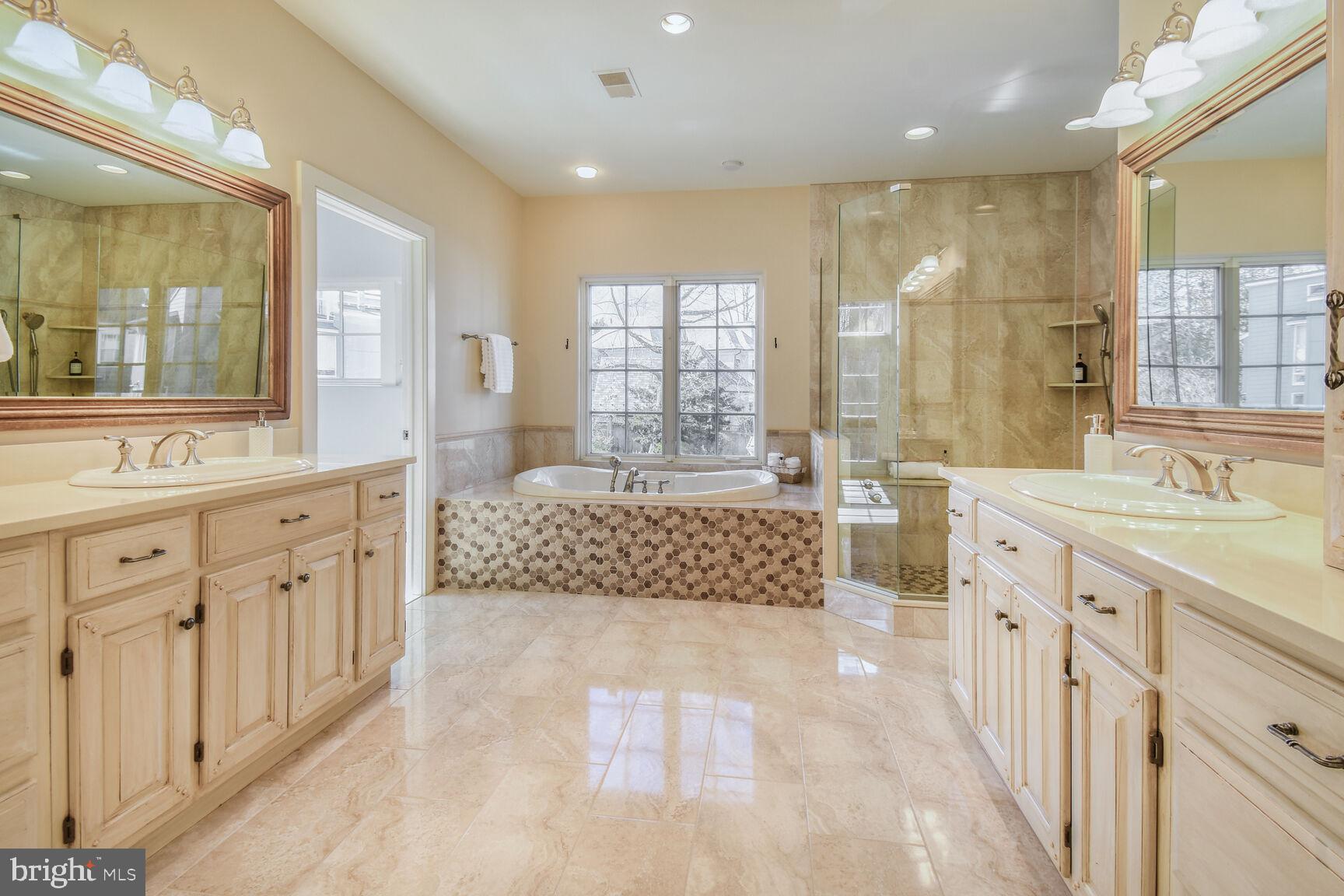 EDGEMOOR - Residential