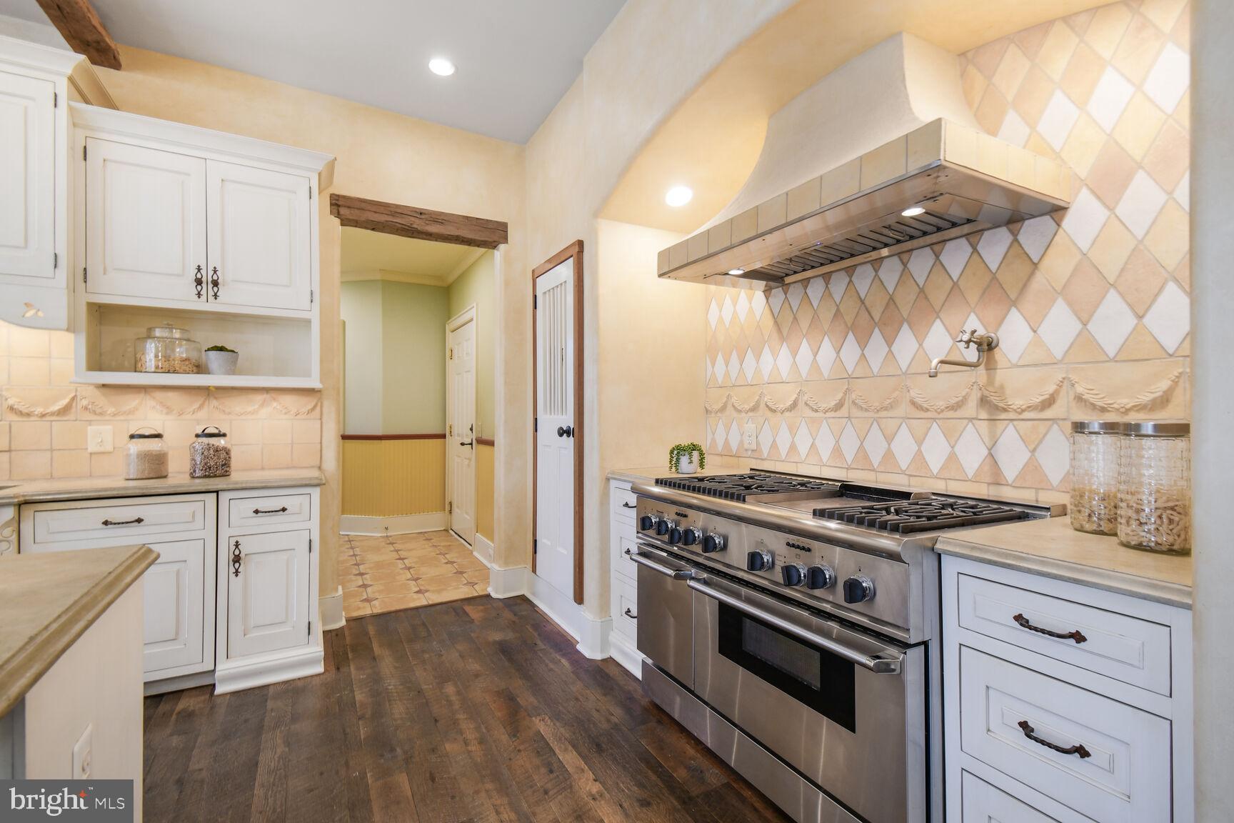 EDGEMOOR - Residential