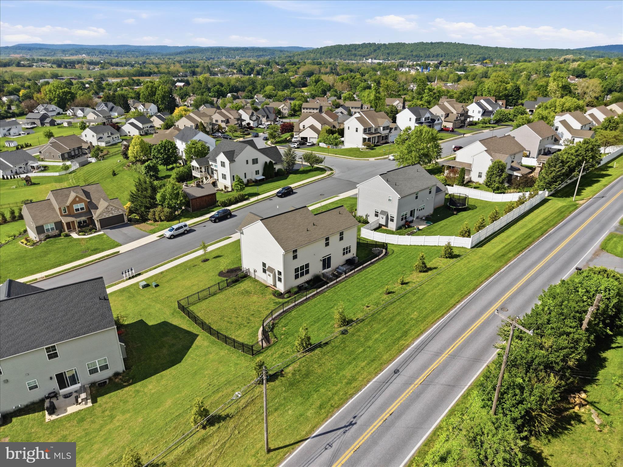 CARRIAGE HILL - Residential