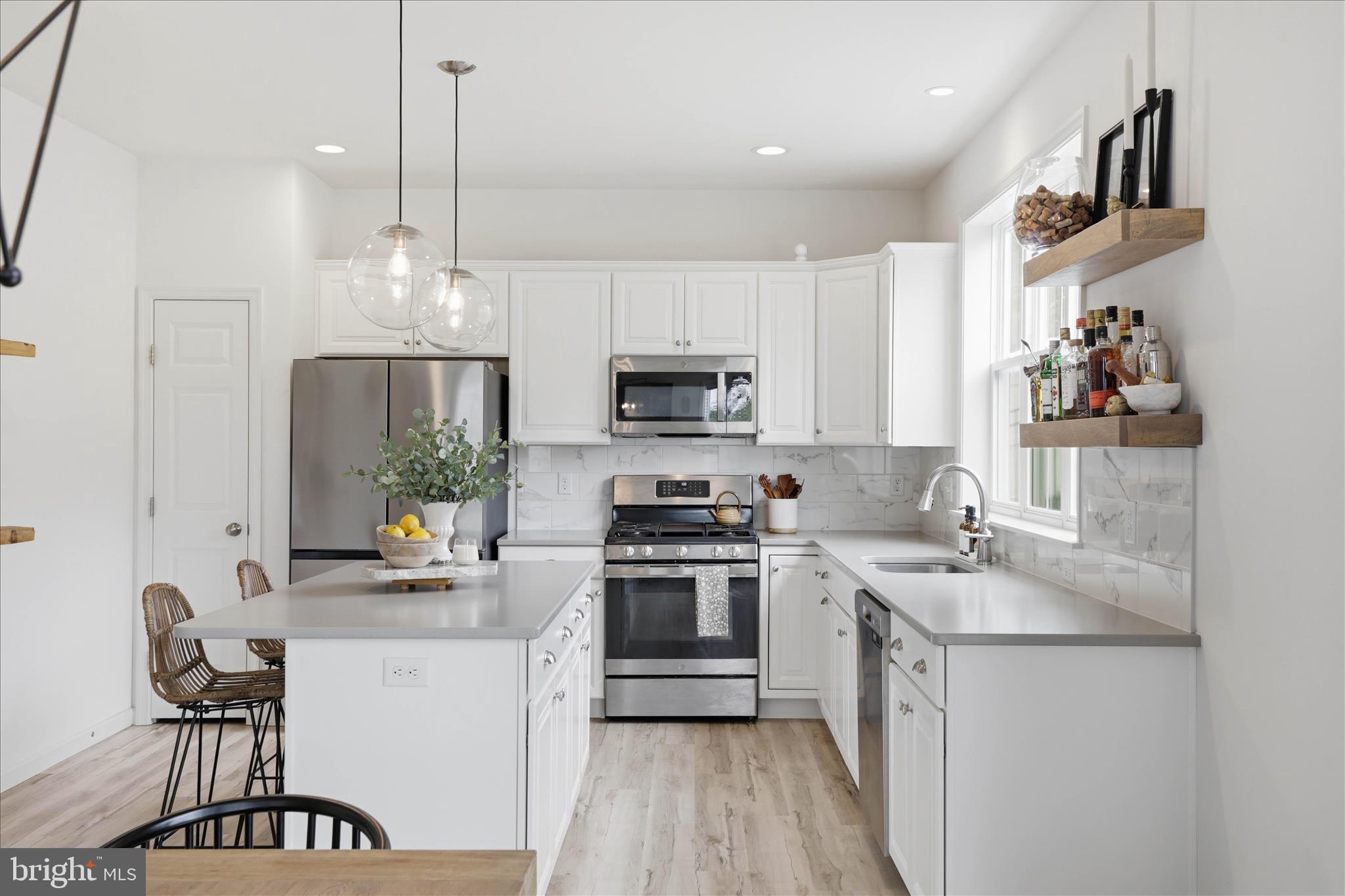 CARRIAGE HILL - Residential