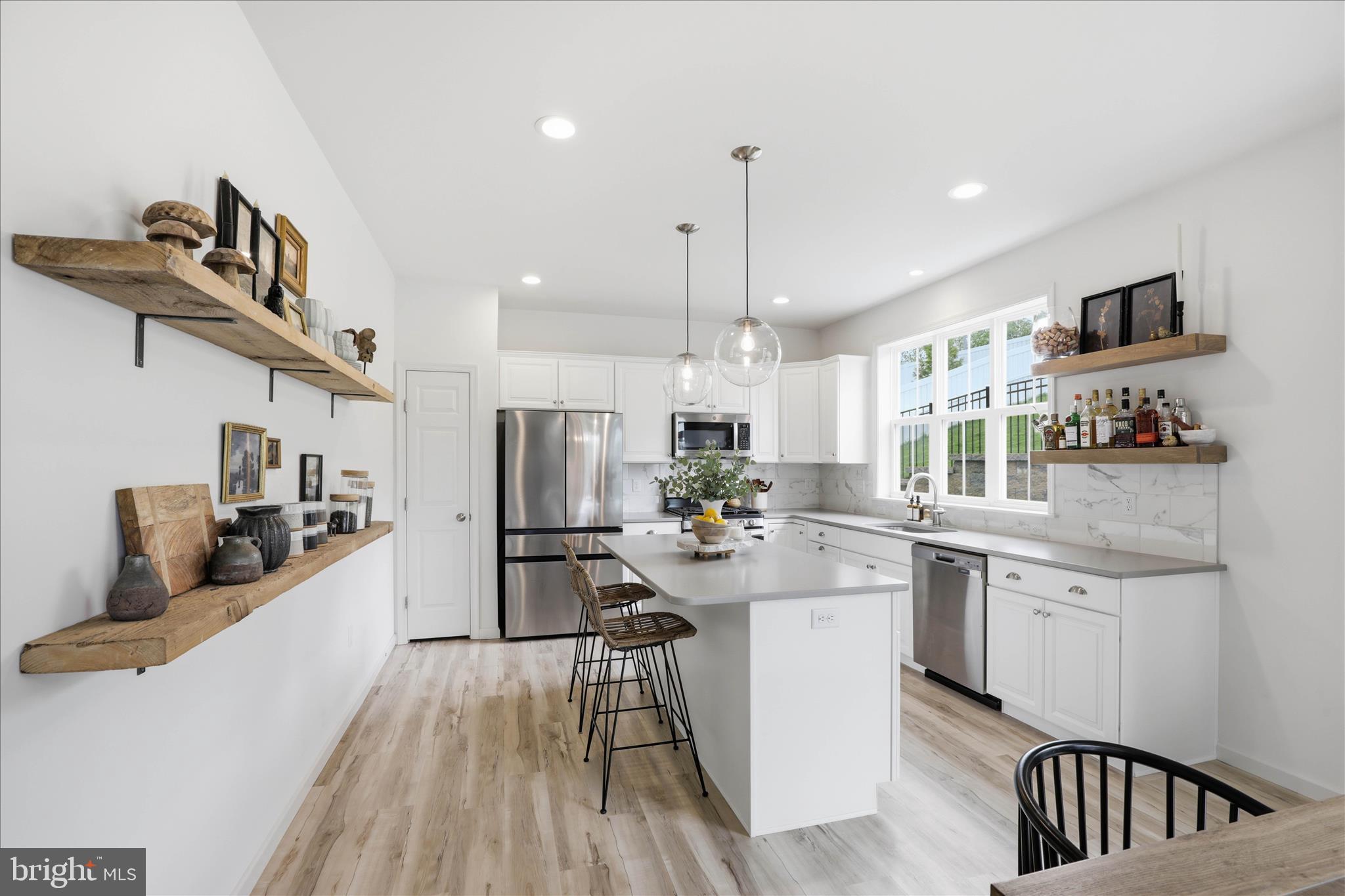 CARRIAGE HILL - Residential