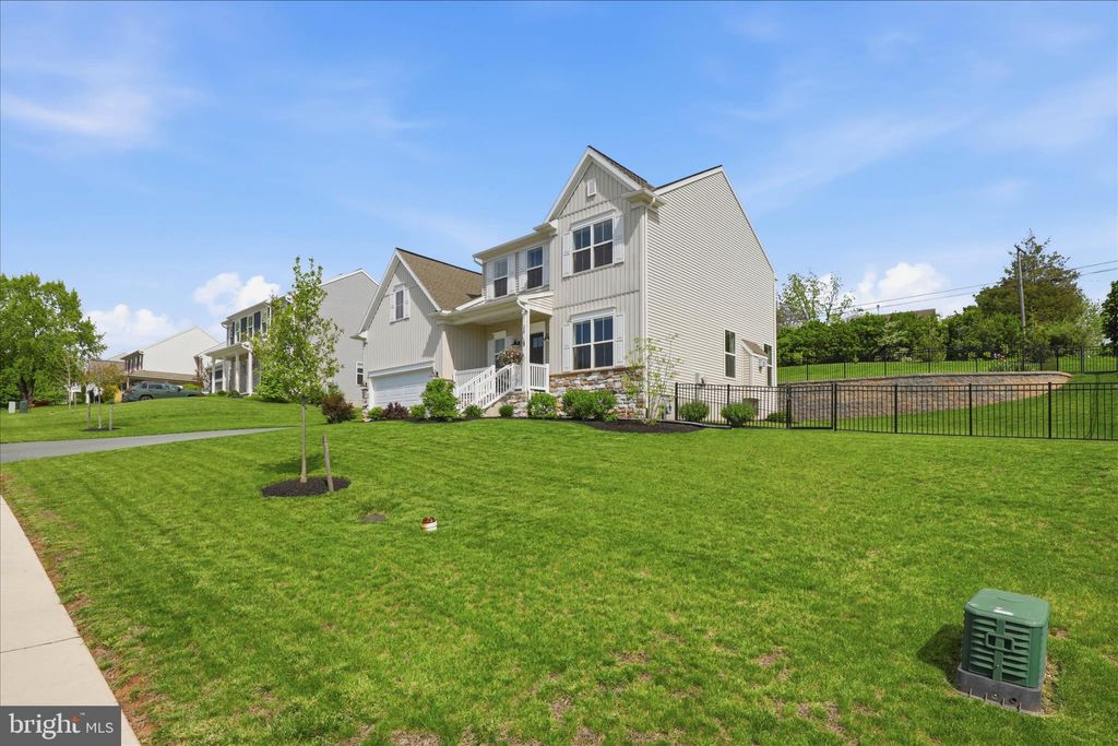 Photo of 28 Lee Drive, STEVENS, PA 17578 (MLS # PALA2088138)