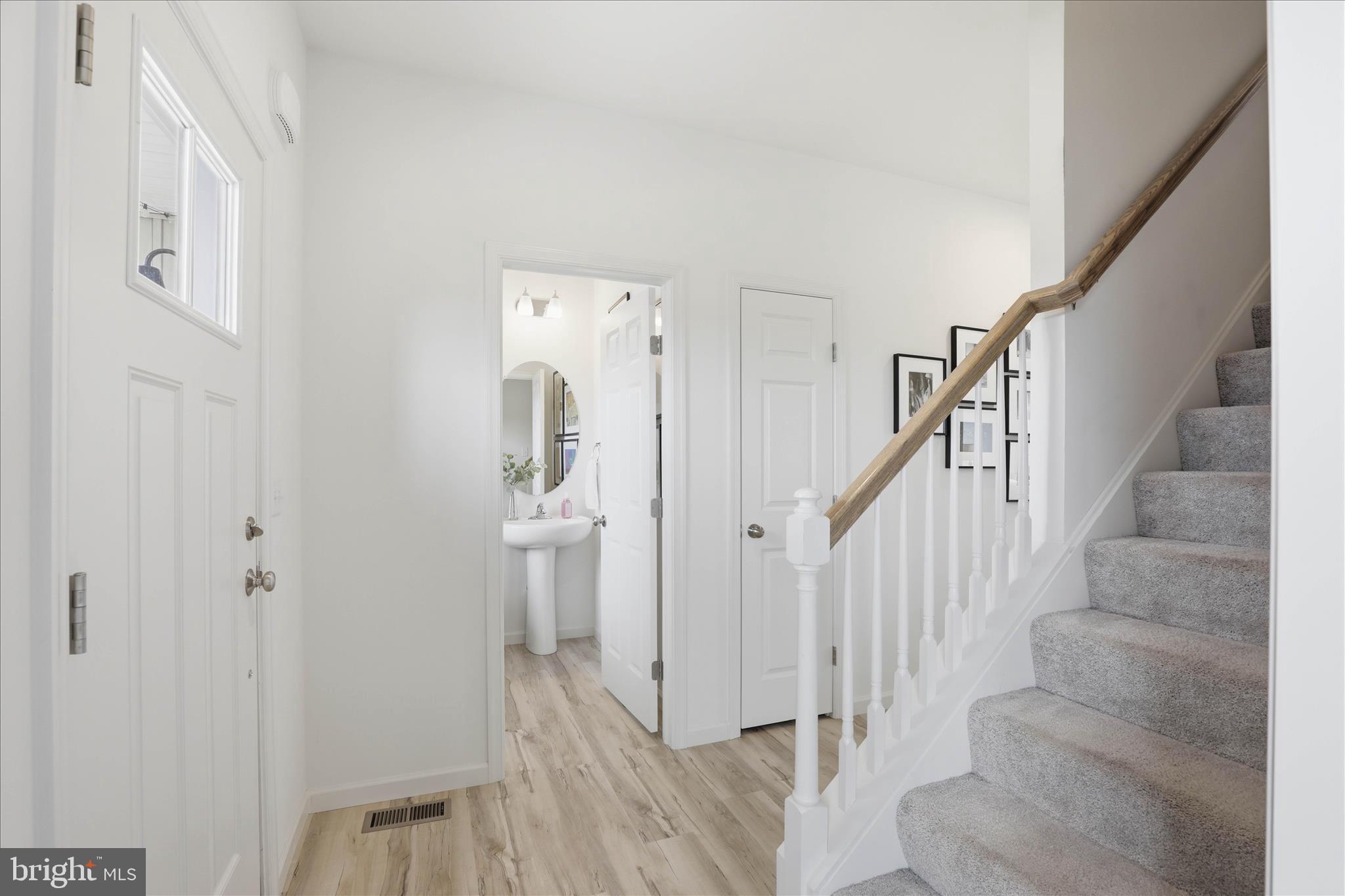 CARRIAGE HILL - Residential