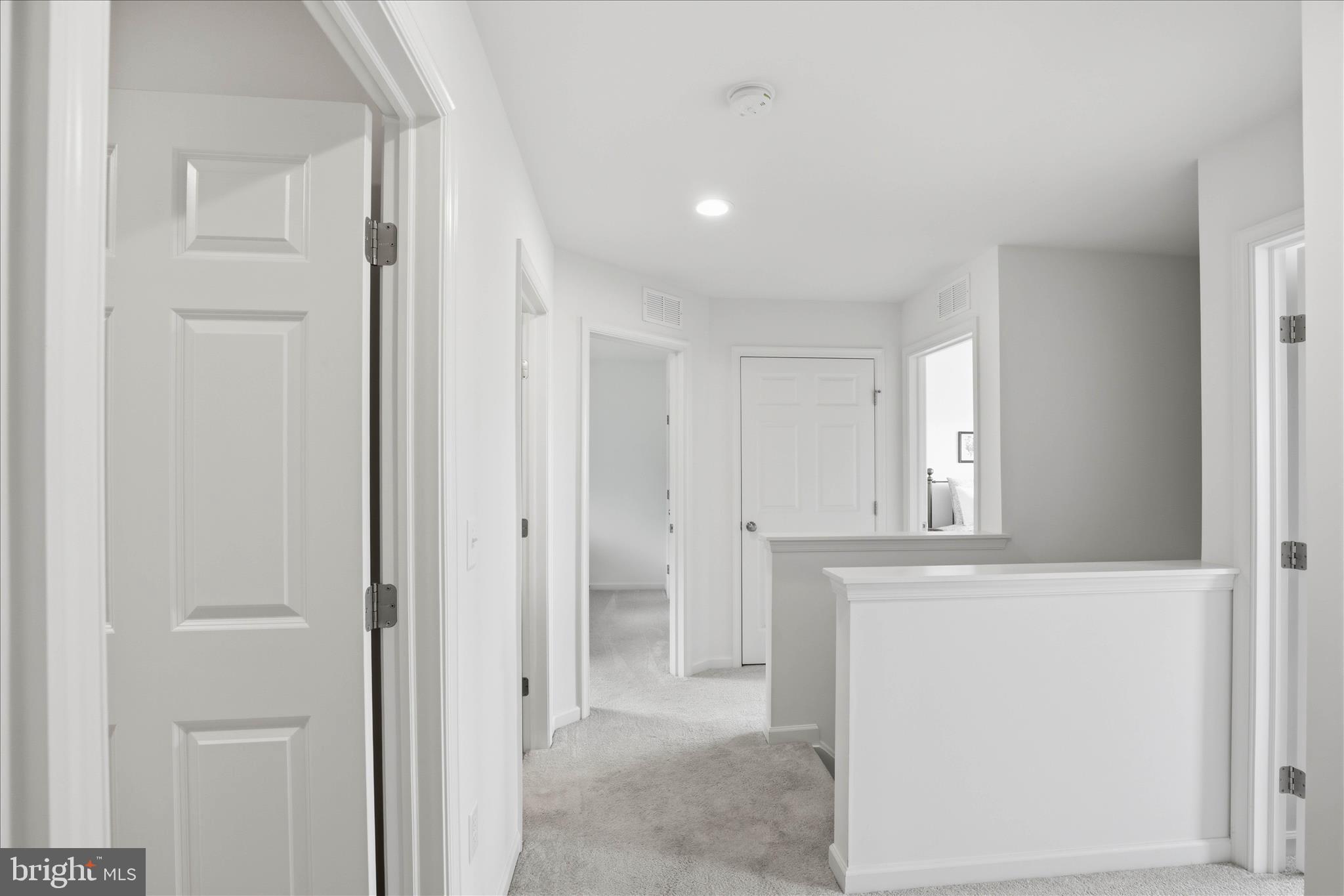 CARRIAGE HILL - Residential