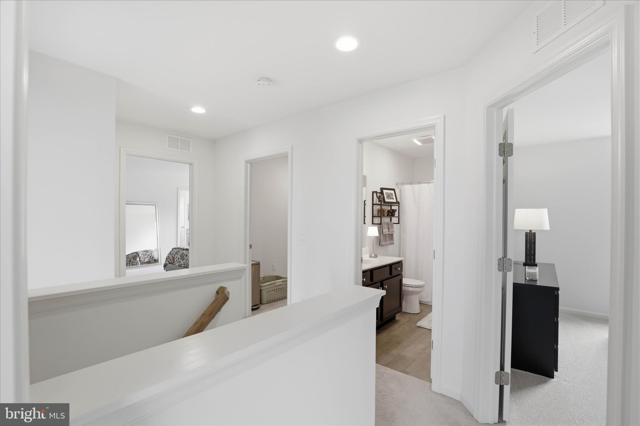 CARRIAGE HILL - Residential