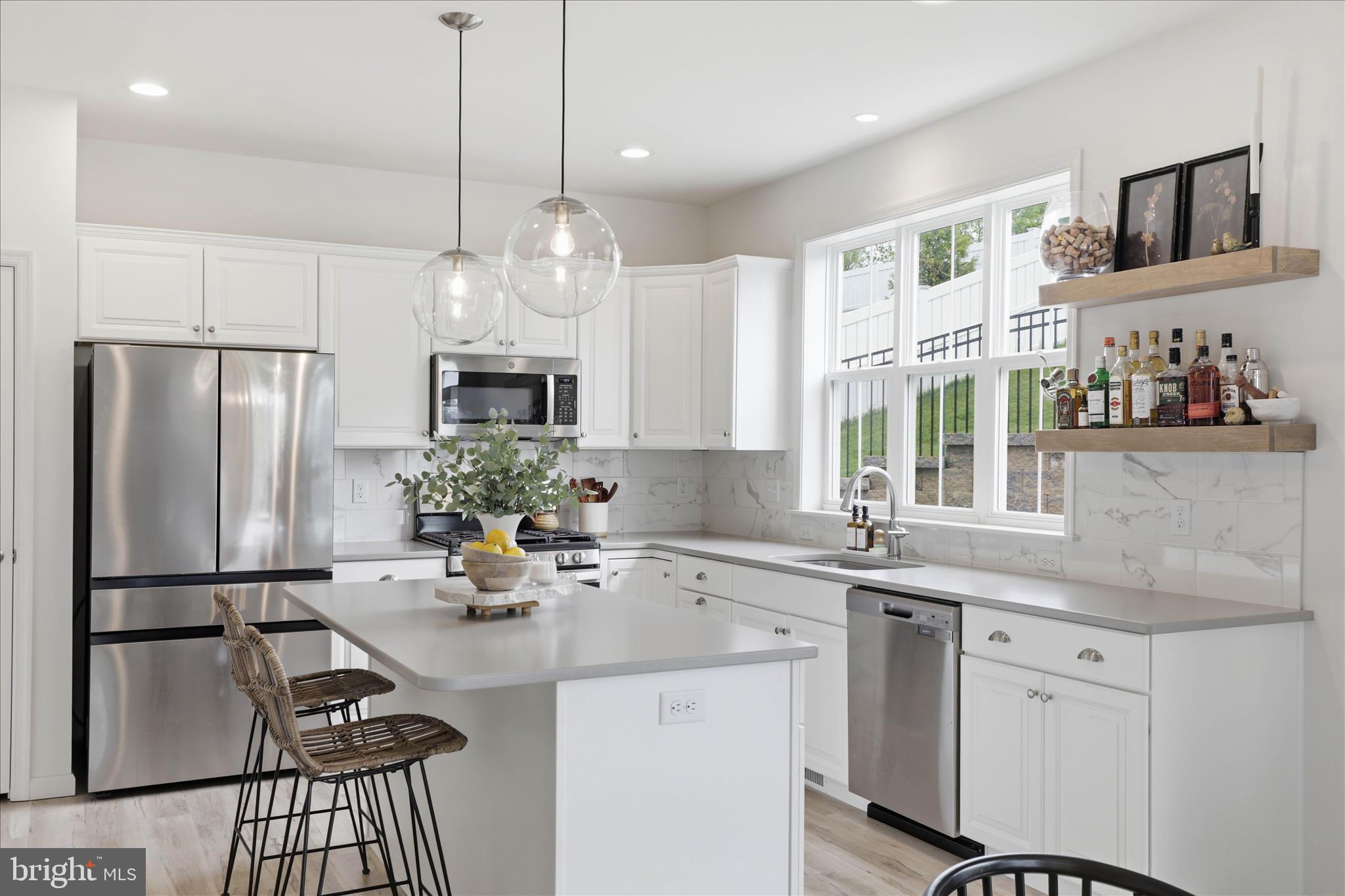 CARRIAGE HILL - Residential
