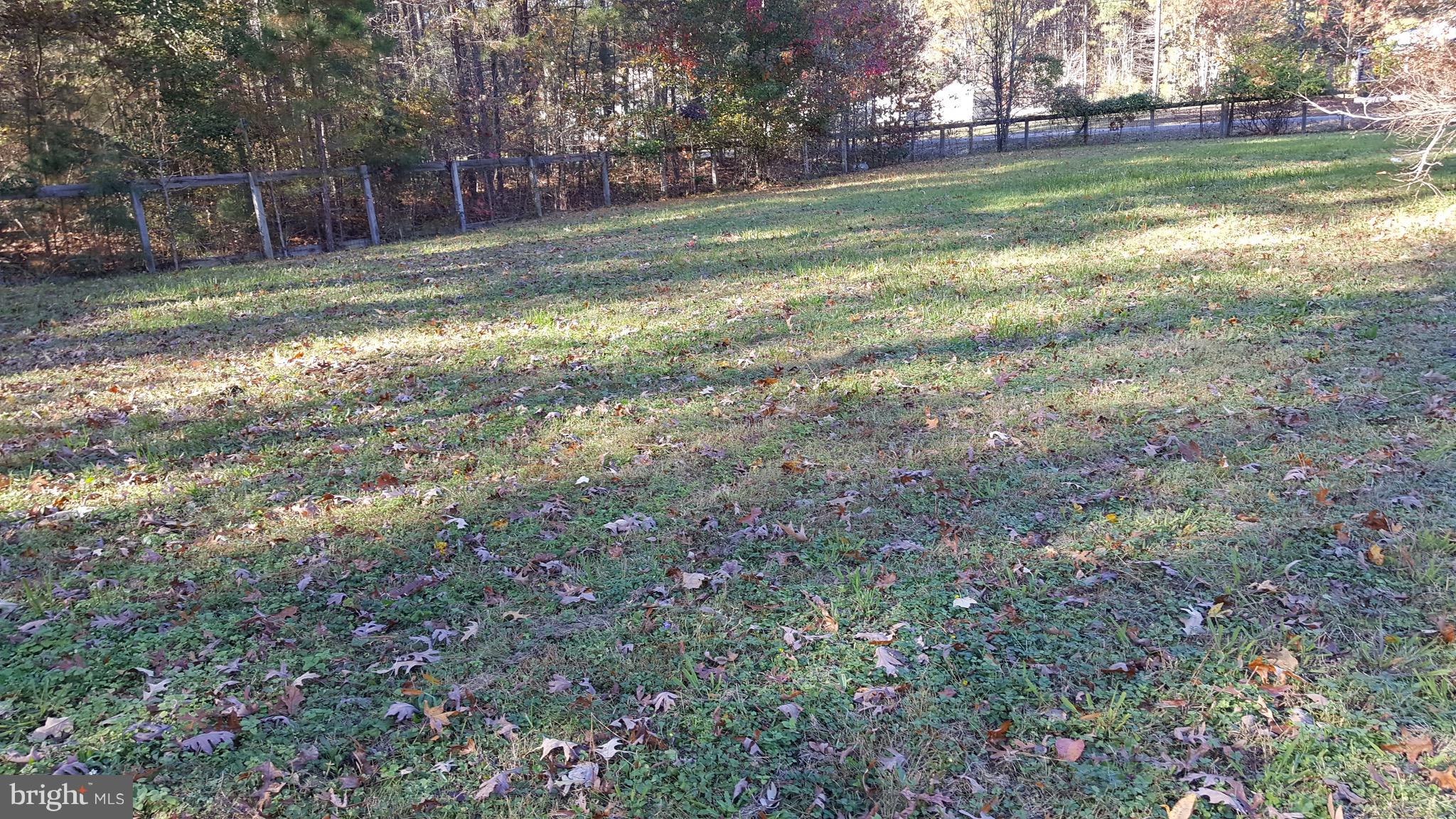 WESTMORELAND SHORES - Land