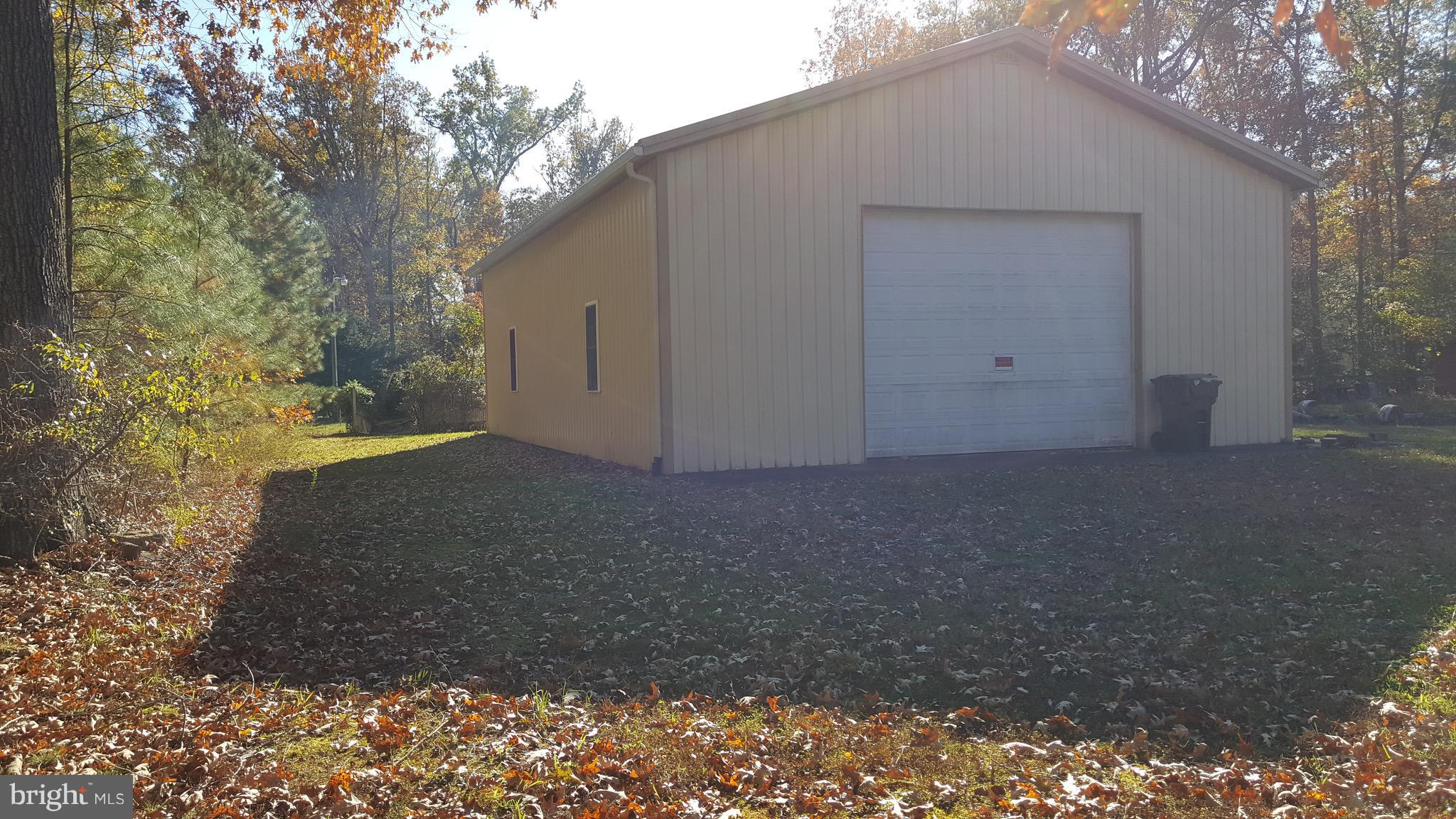 WESTMORELAND SHORES - Land