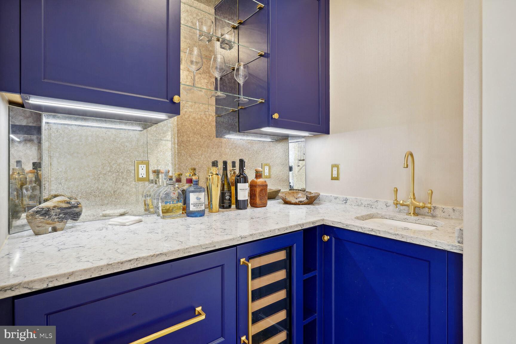 SPRING VALLEY - Residential