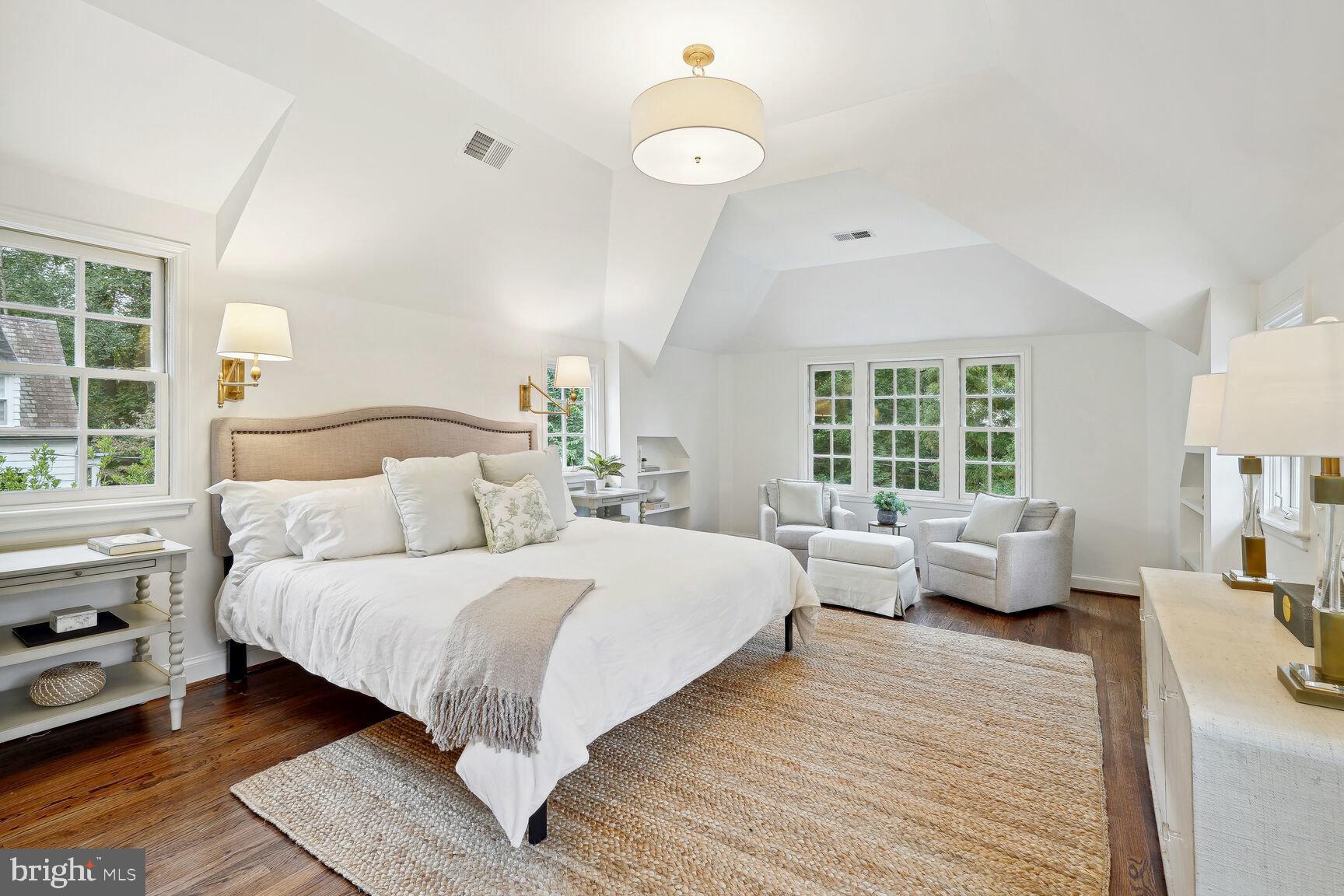 SPRING VALLEY - Residential