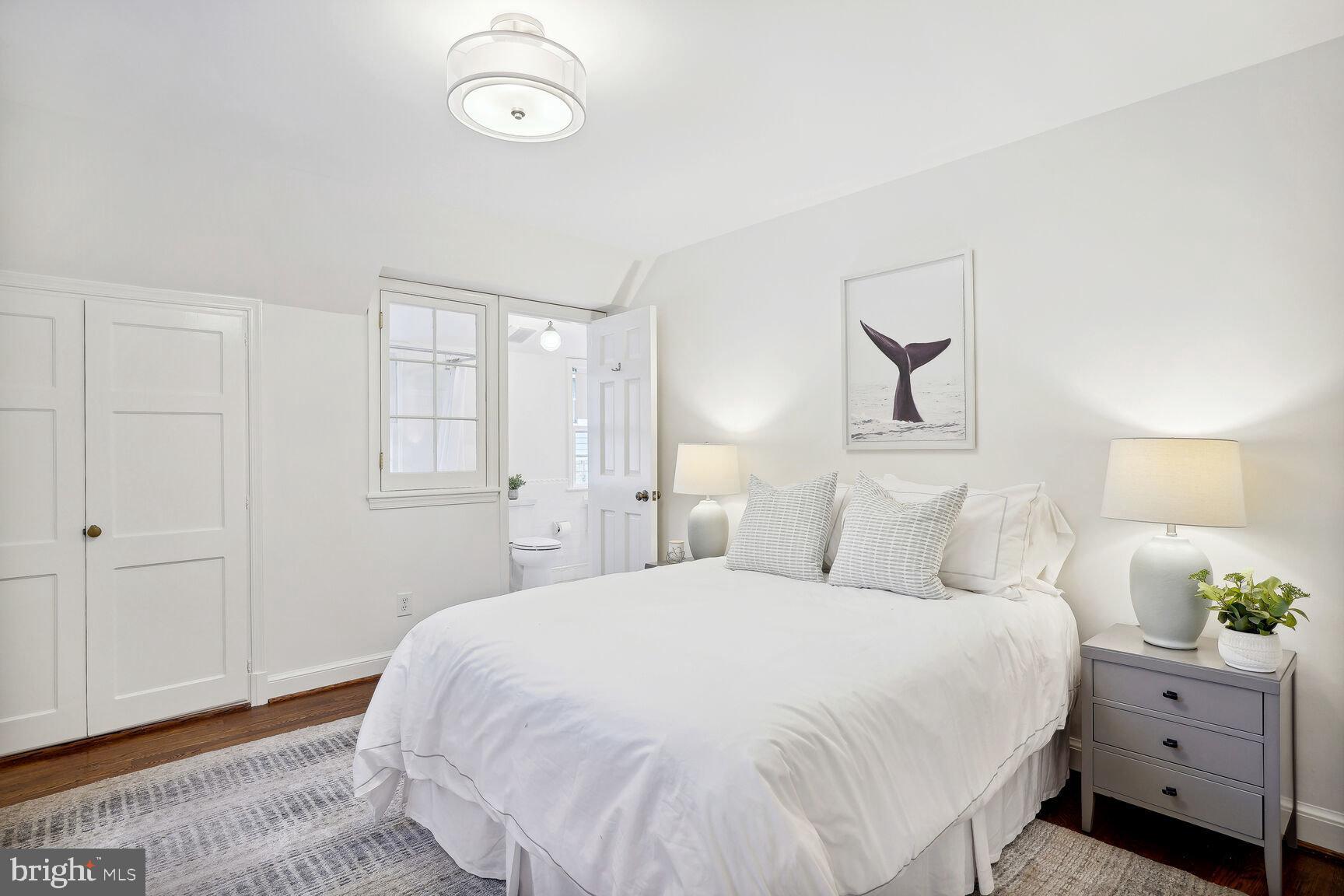 SPRING VALLEY - Residential