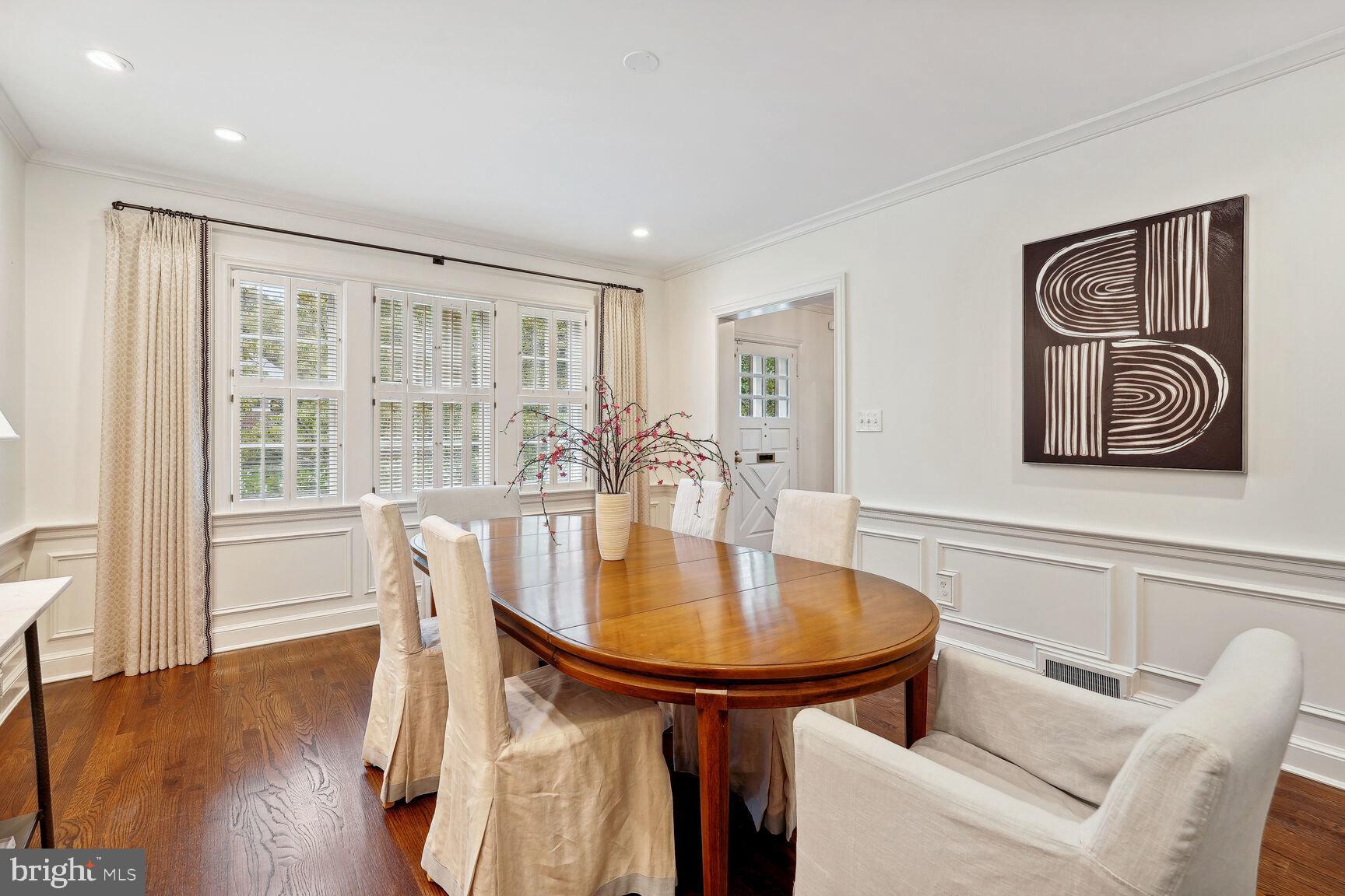 SPRING VALLEY - Residential