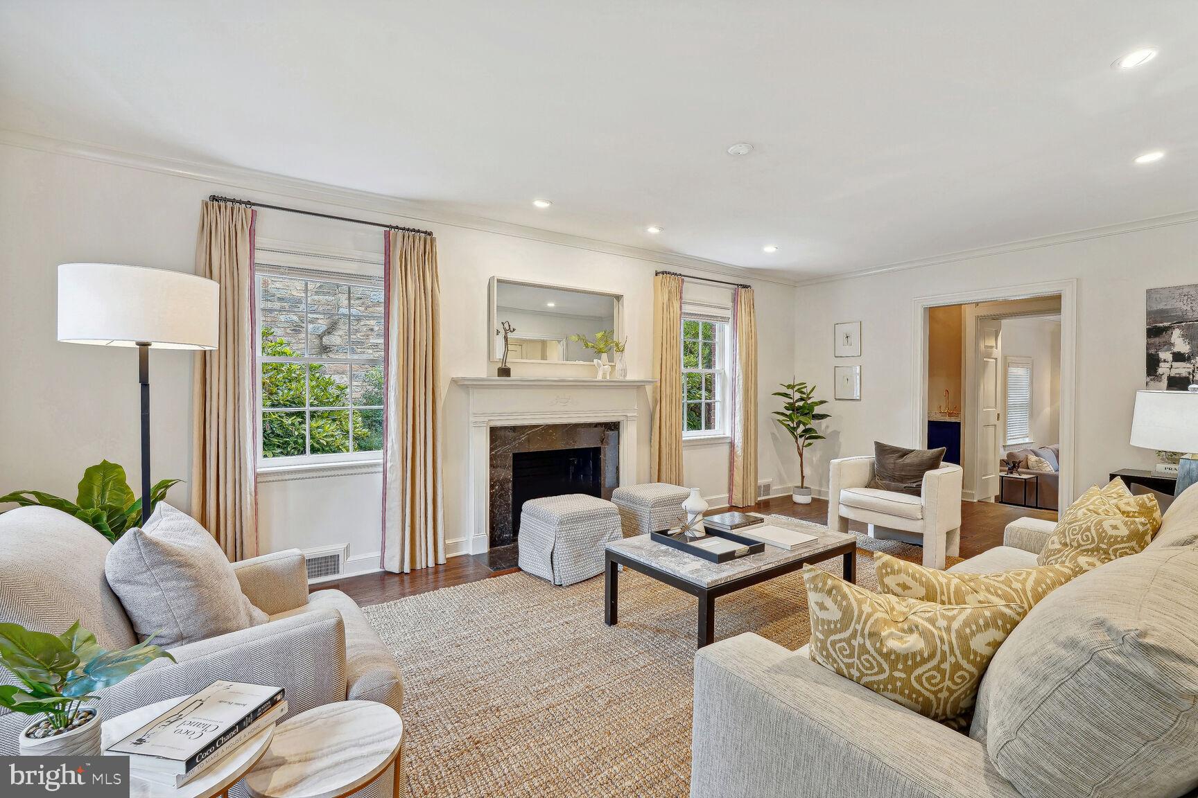 SPRING VALLEY - Residential