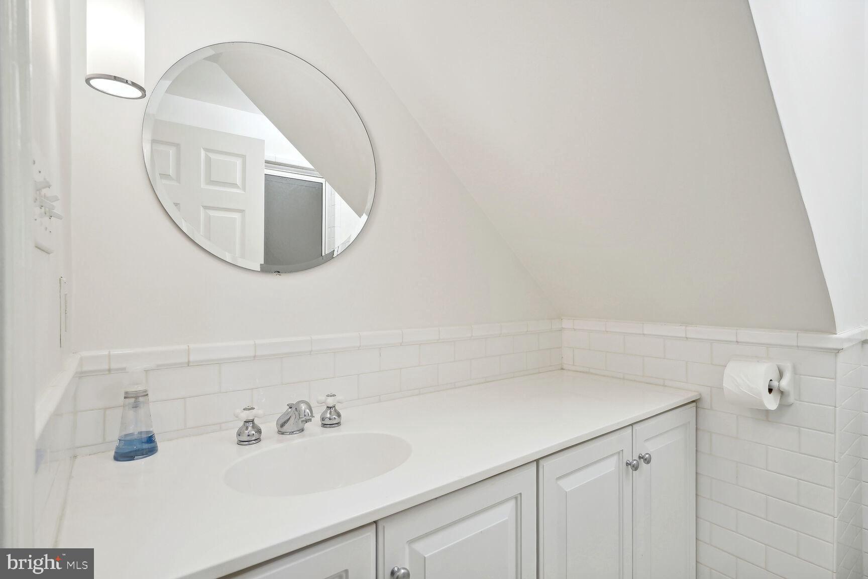 SPRING VALLEY - Residential