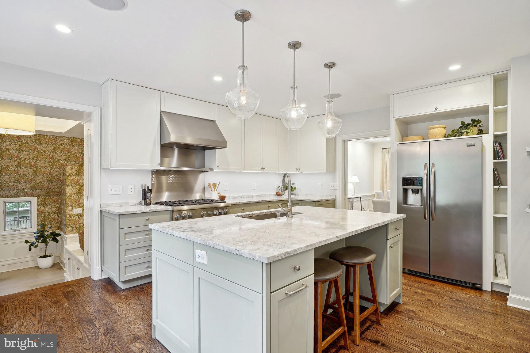 SPRING VALLEY - Residential