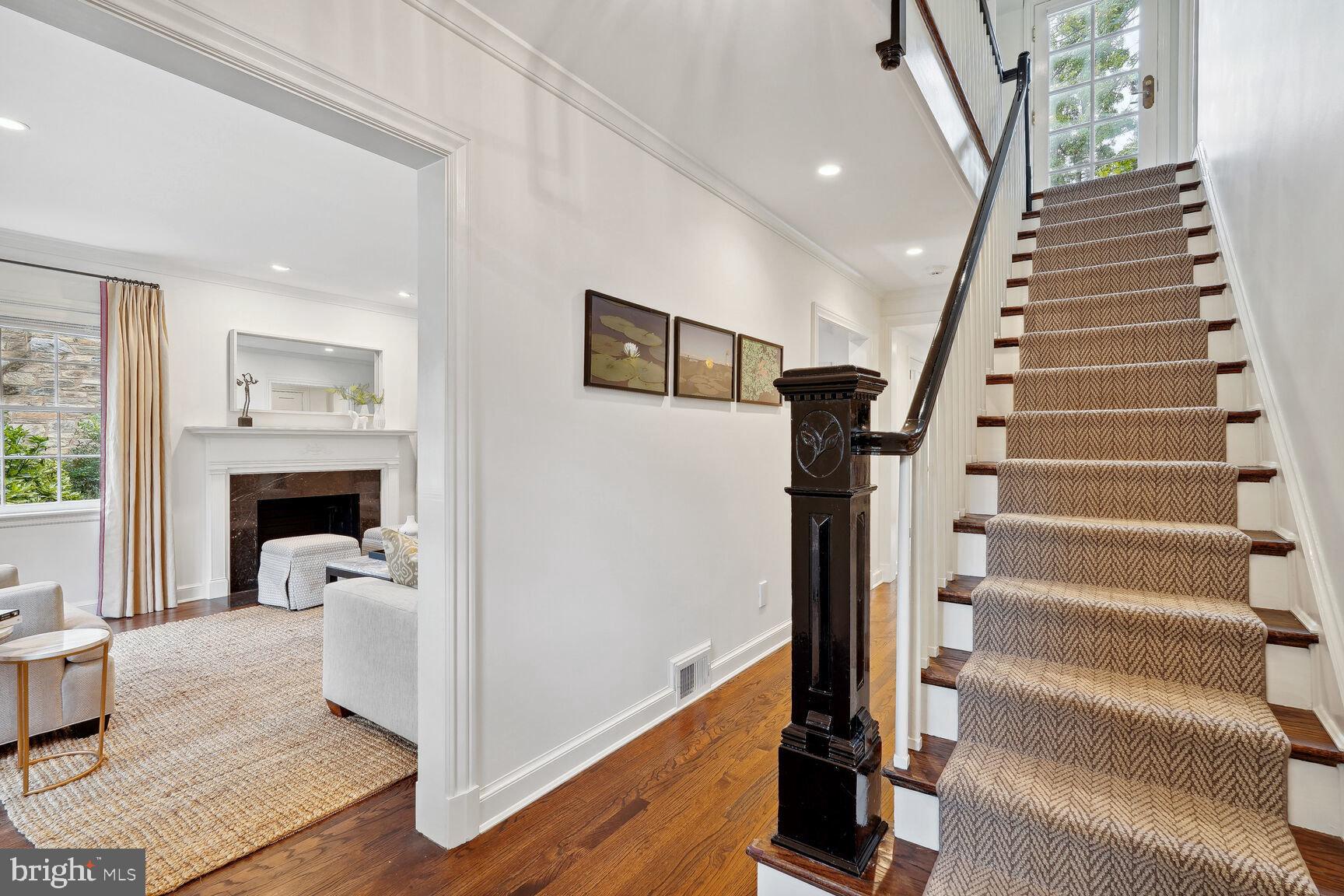 SPRING VALLEY - Residential