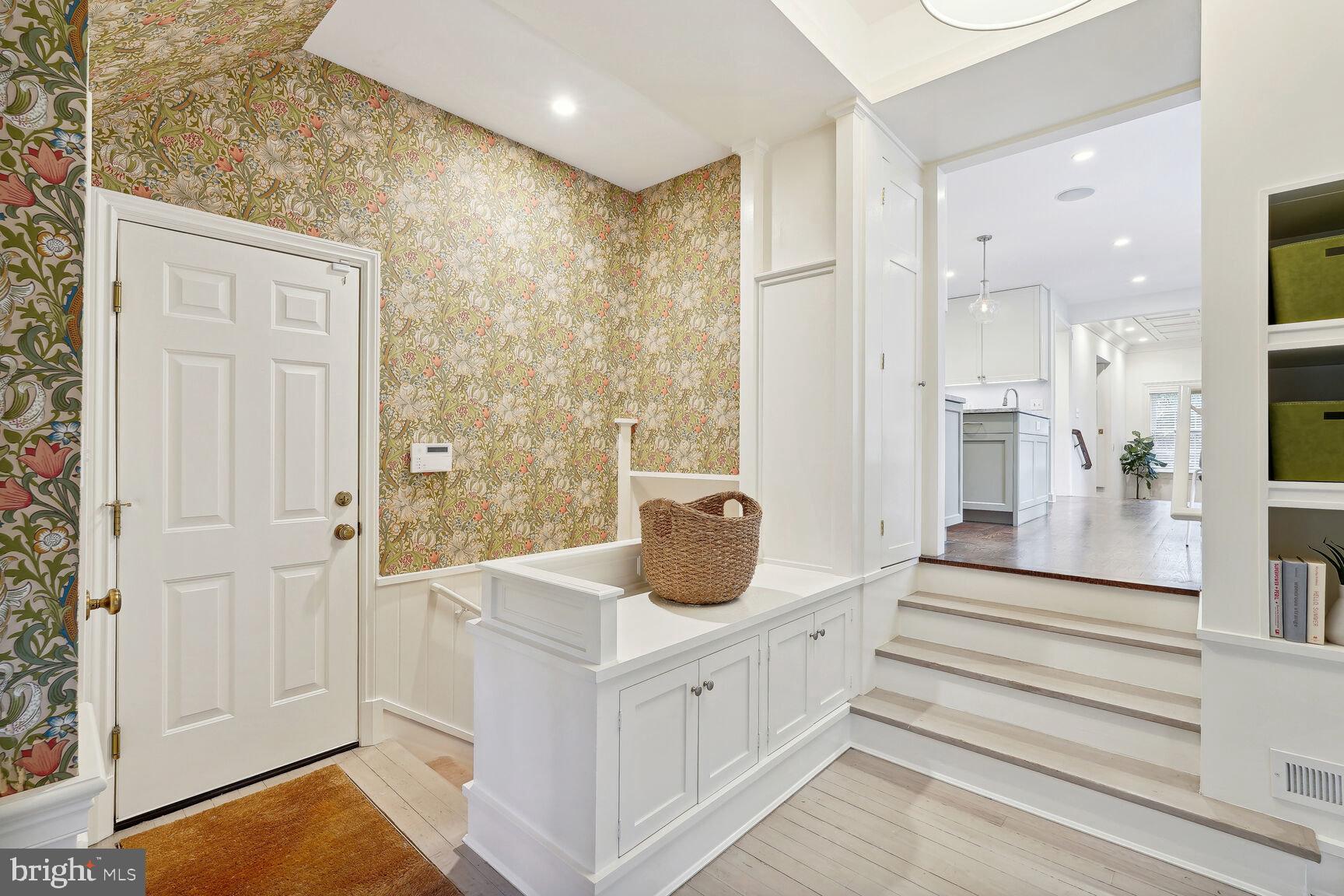 SPRING VALLEY - Residential