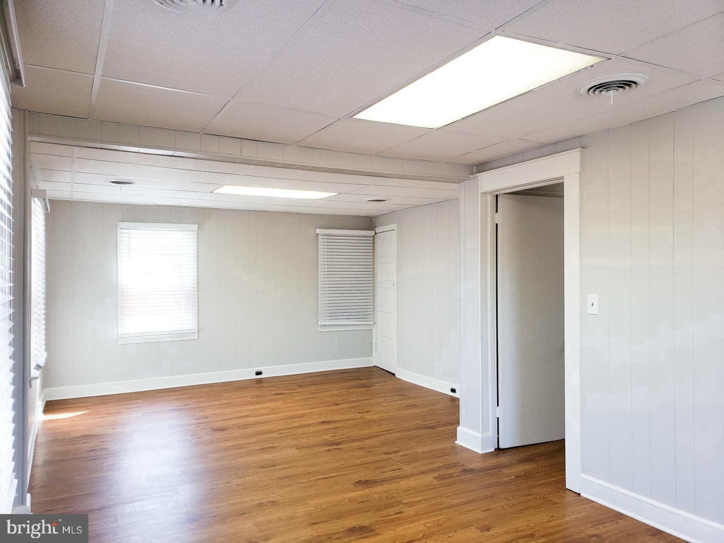 3302 WASHINGTON BLVD #203 & 204