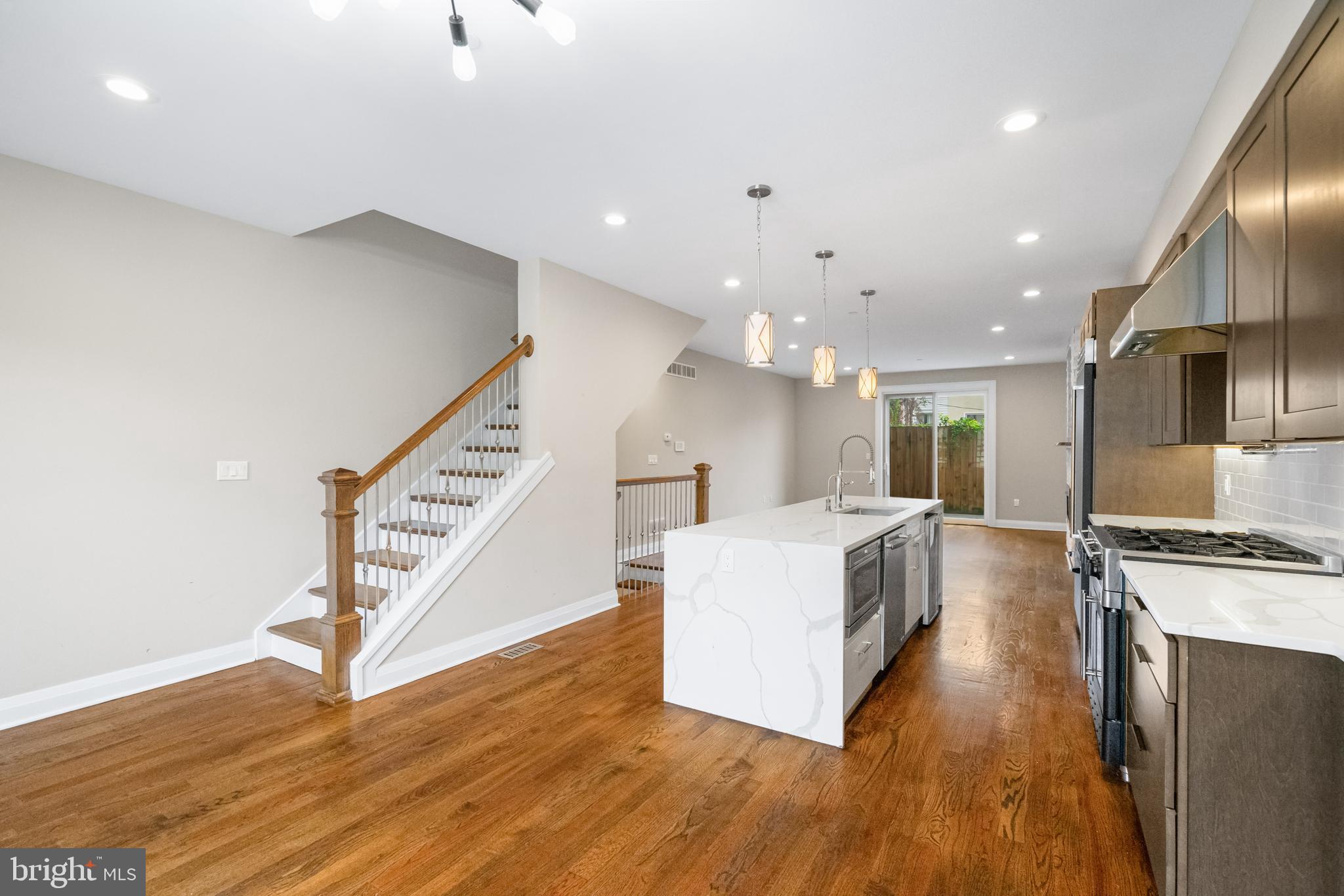 ART MUSEUM AREA - Residential