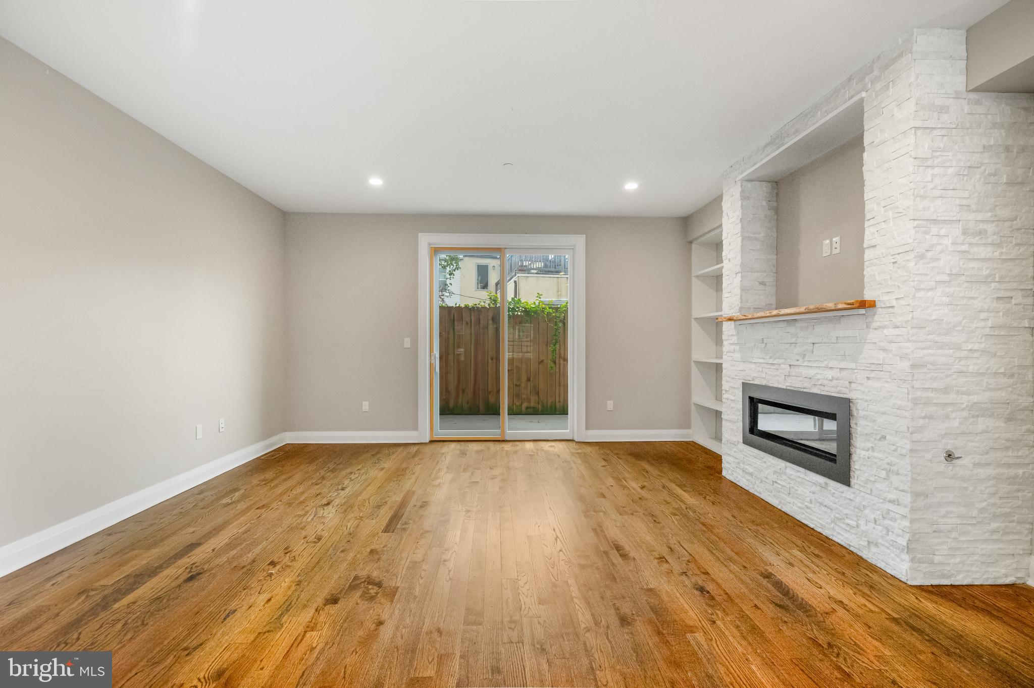 ART MUSEUM AREA - Residential